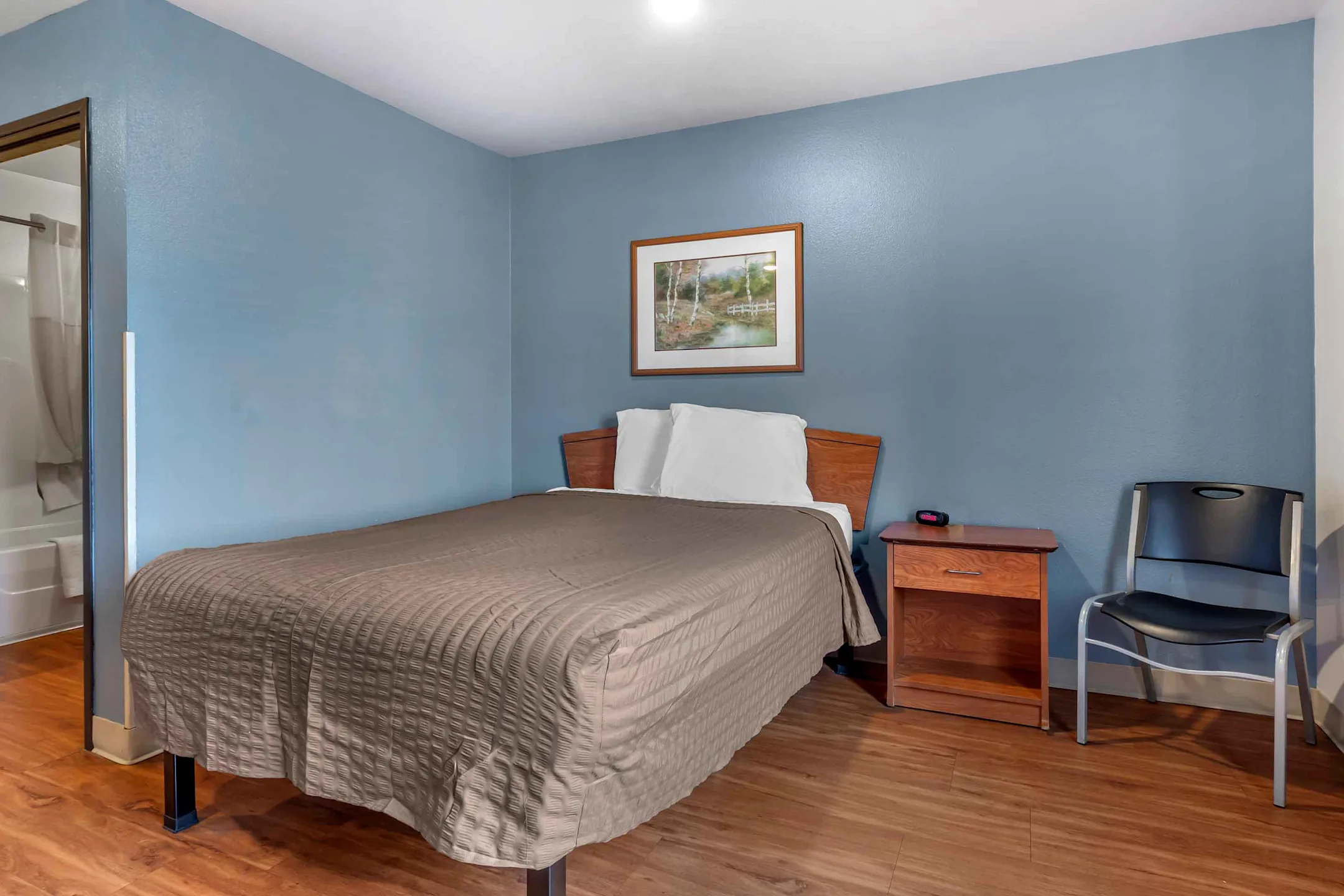 Bedroom - Furnished Studio - Shreveport - Bossier City - Bossier City, LA