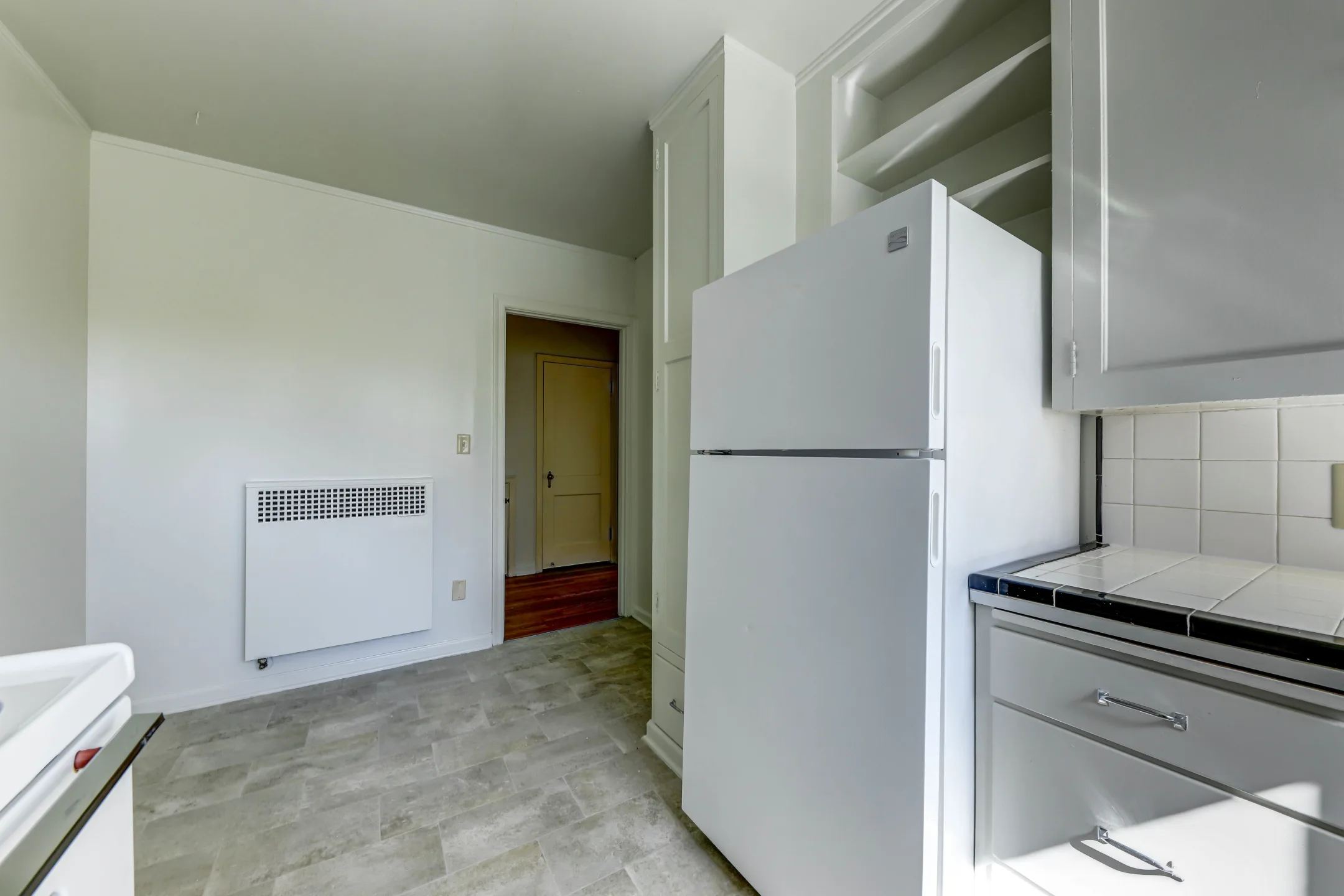 Edgewater Apartments 2411 42nd Ave E Seattle, WA for Rent Rent.