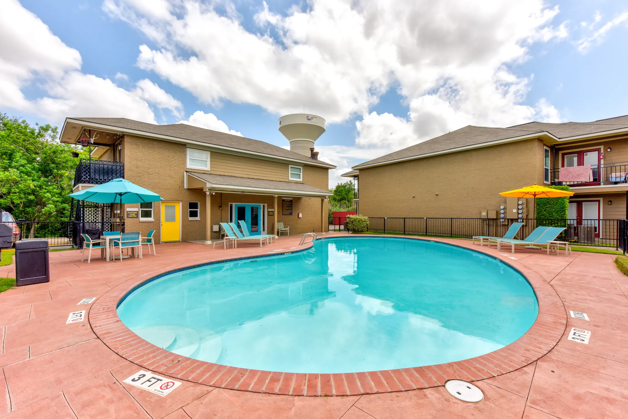 Pool - The Point on Redmond - College Station, TX