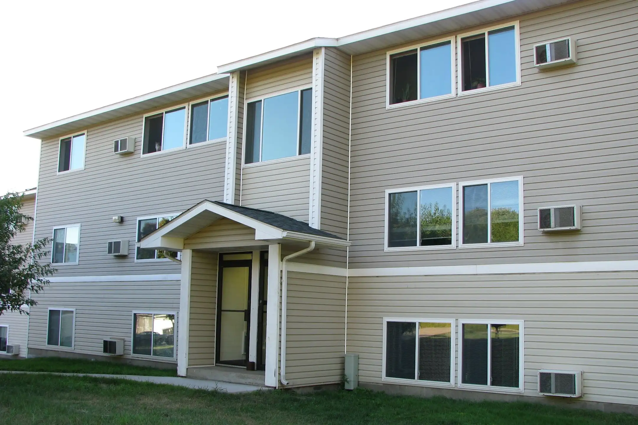 Southview Apartments Apartments Hibbing, MN 55746