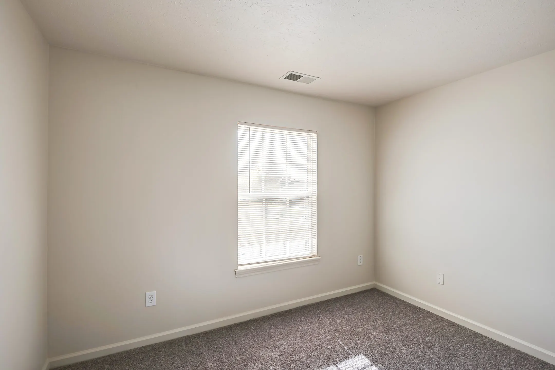 Valley View Apartments Apartments Moline, IL 61265