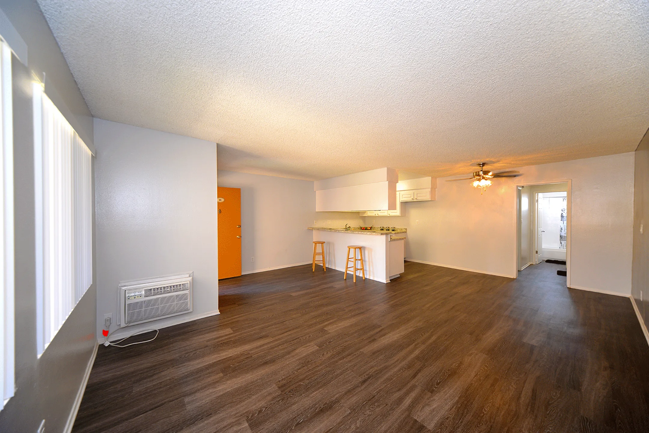 Capistrano Gardens 13811 Shoemaker Ave Norwalk, CA Apartments for