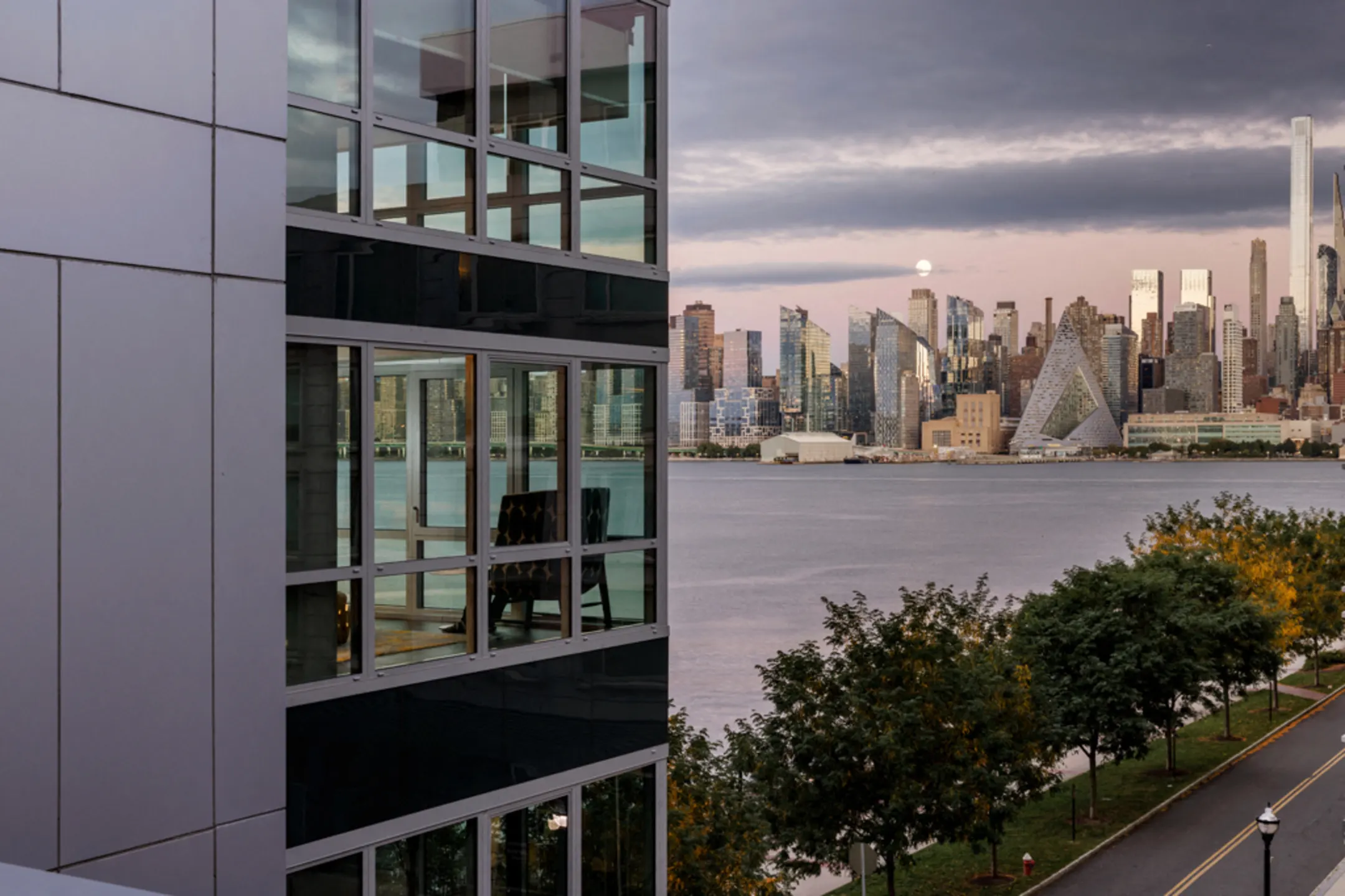 RiverHouse 9 at Port Imperial 900 Avenue at Port Imperial Weehawken
