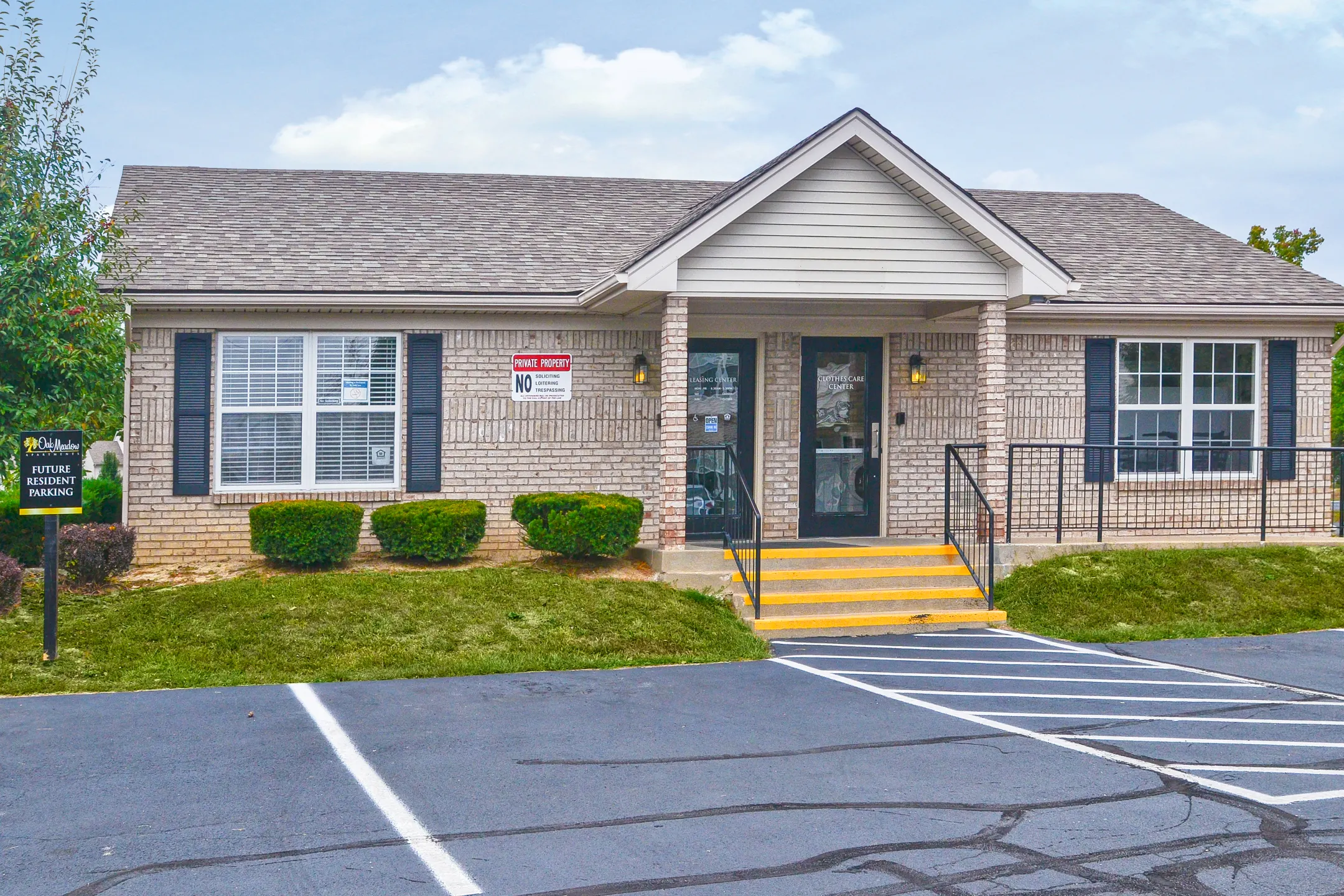 Oak Meadow Apartments 1450 Oak Meadows Dr North Vernon, IN