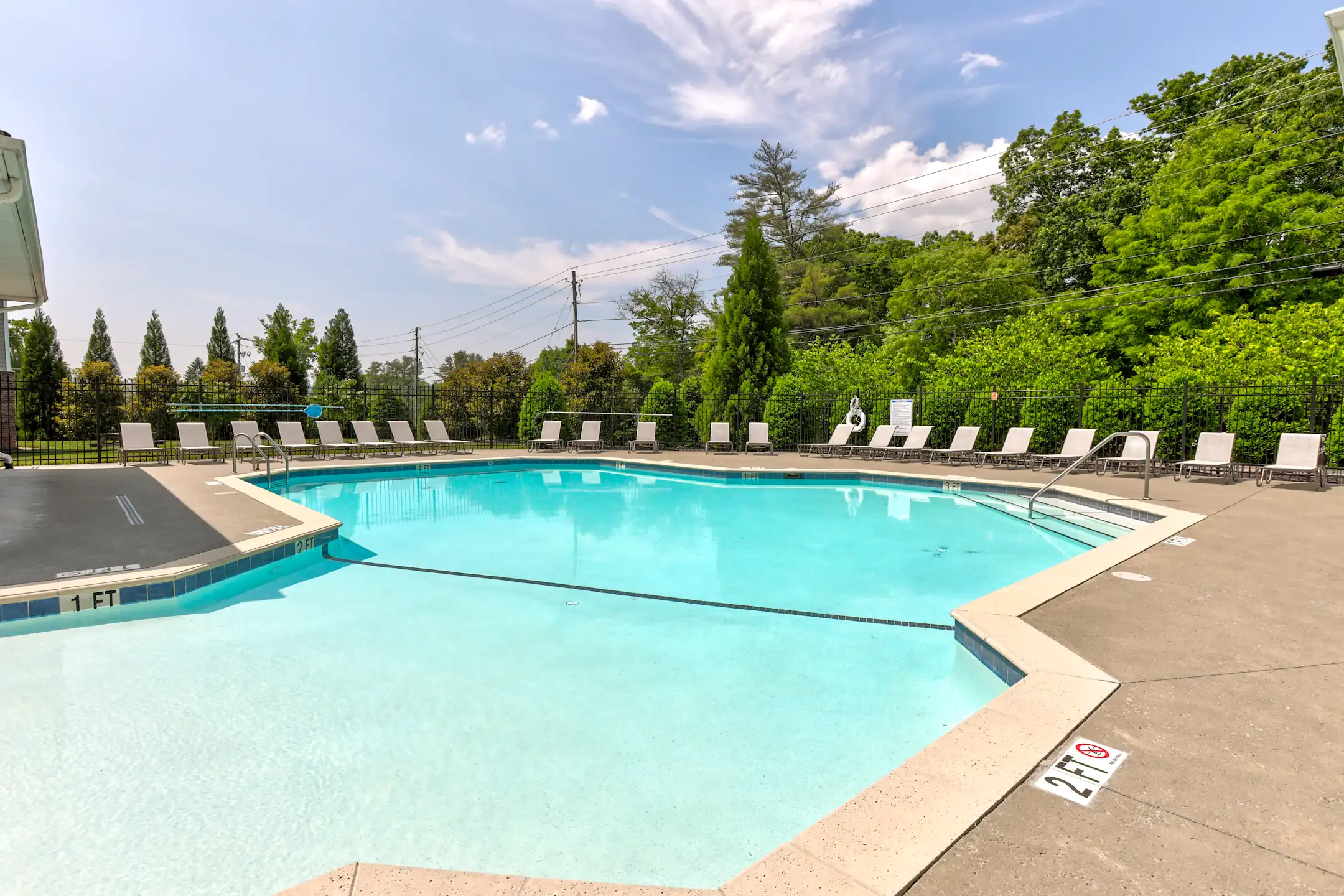 Seasons At Cane Creek Apartments Fletcher, NC 28732