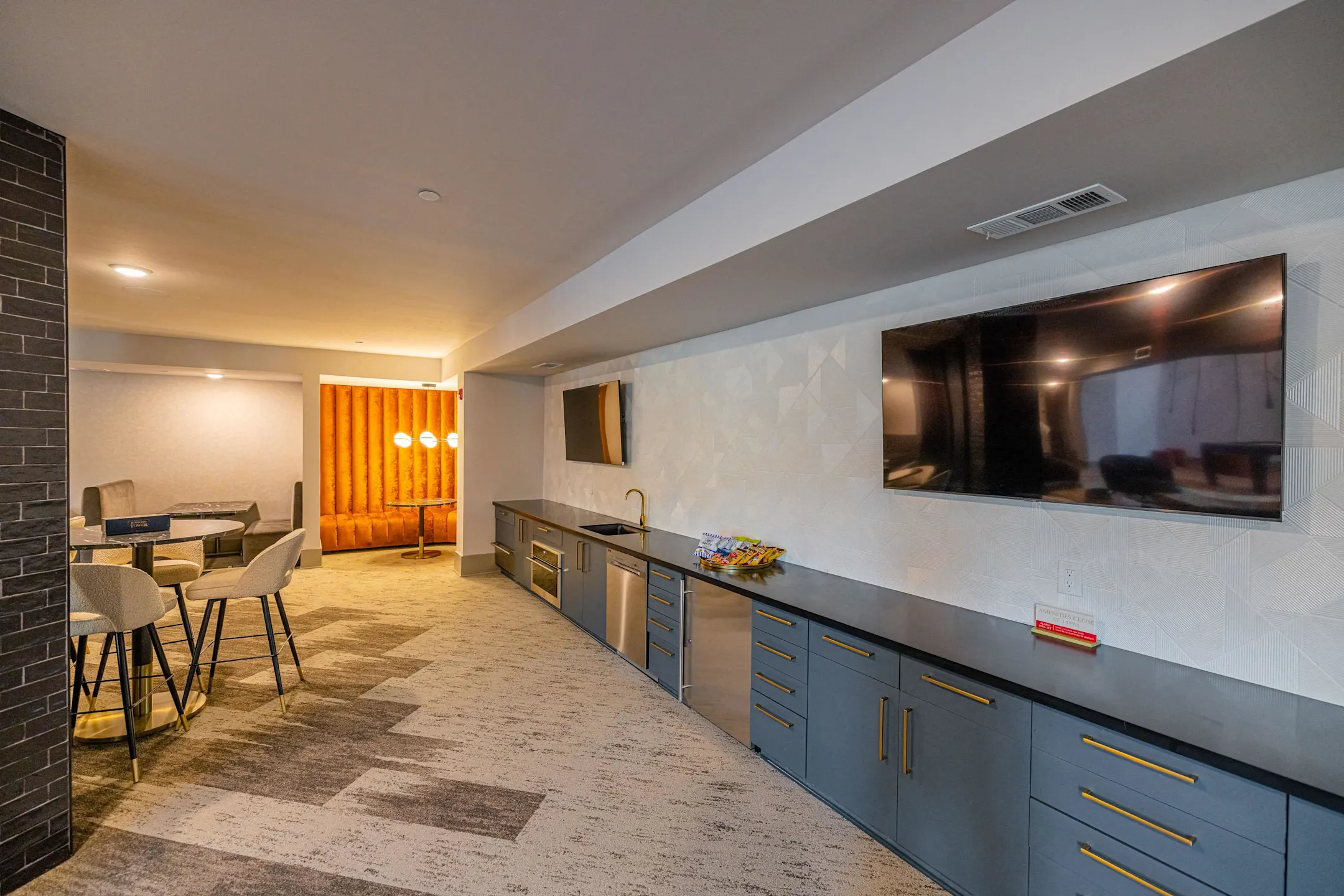 Linz Holly Springs 4501 Holly Springs Pkwy Holly Springs, GA