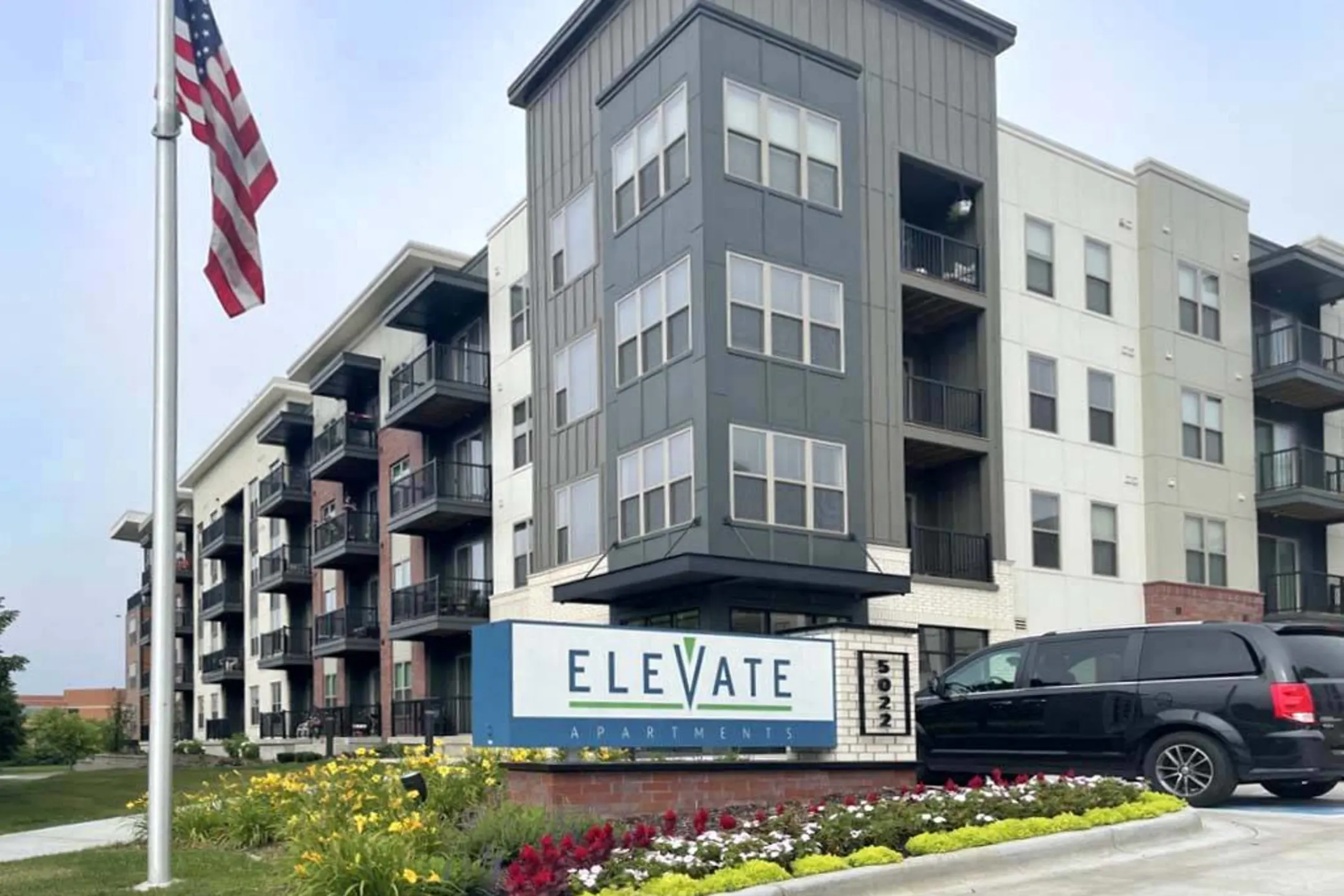 Elevate Apartments Apartments Madison, WI 53718