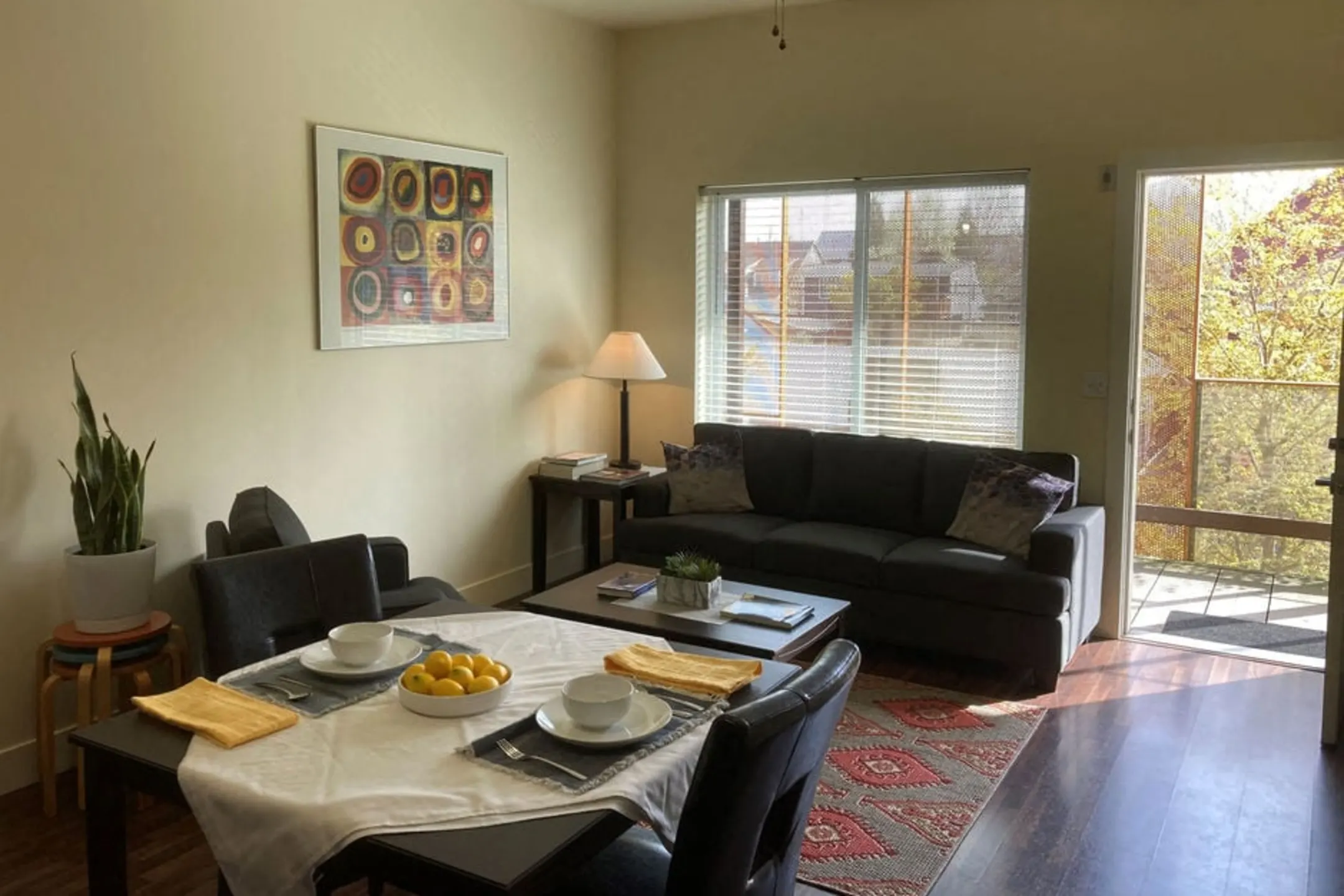 Living Room - eco Flats - Portland, OR