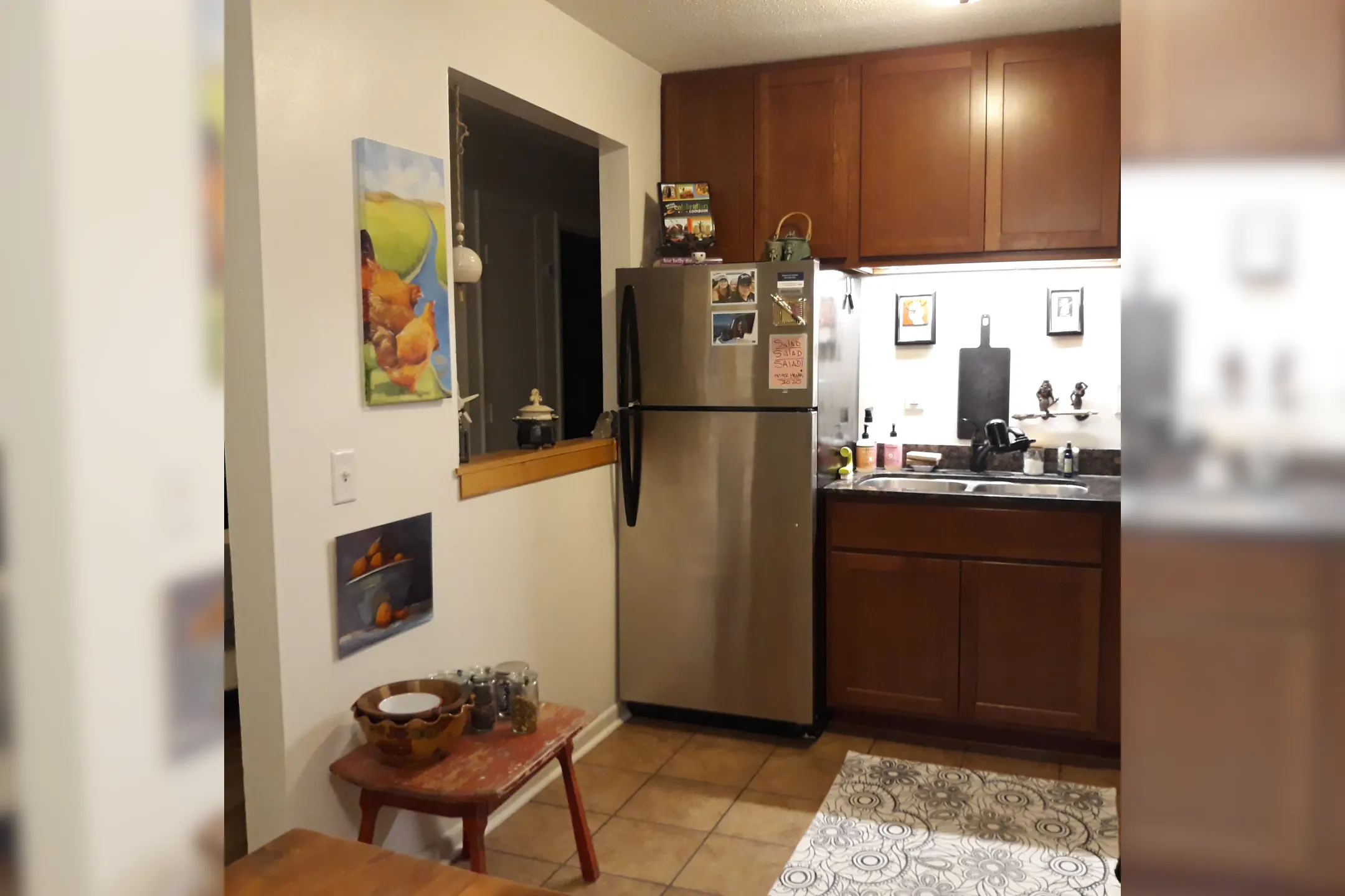 Kitchen - Stonebridge Apartments - Stillwater, MN