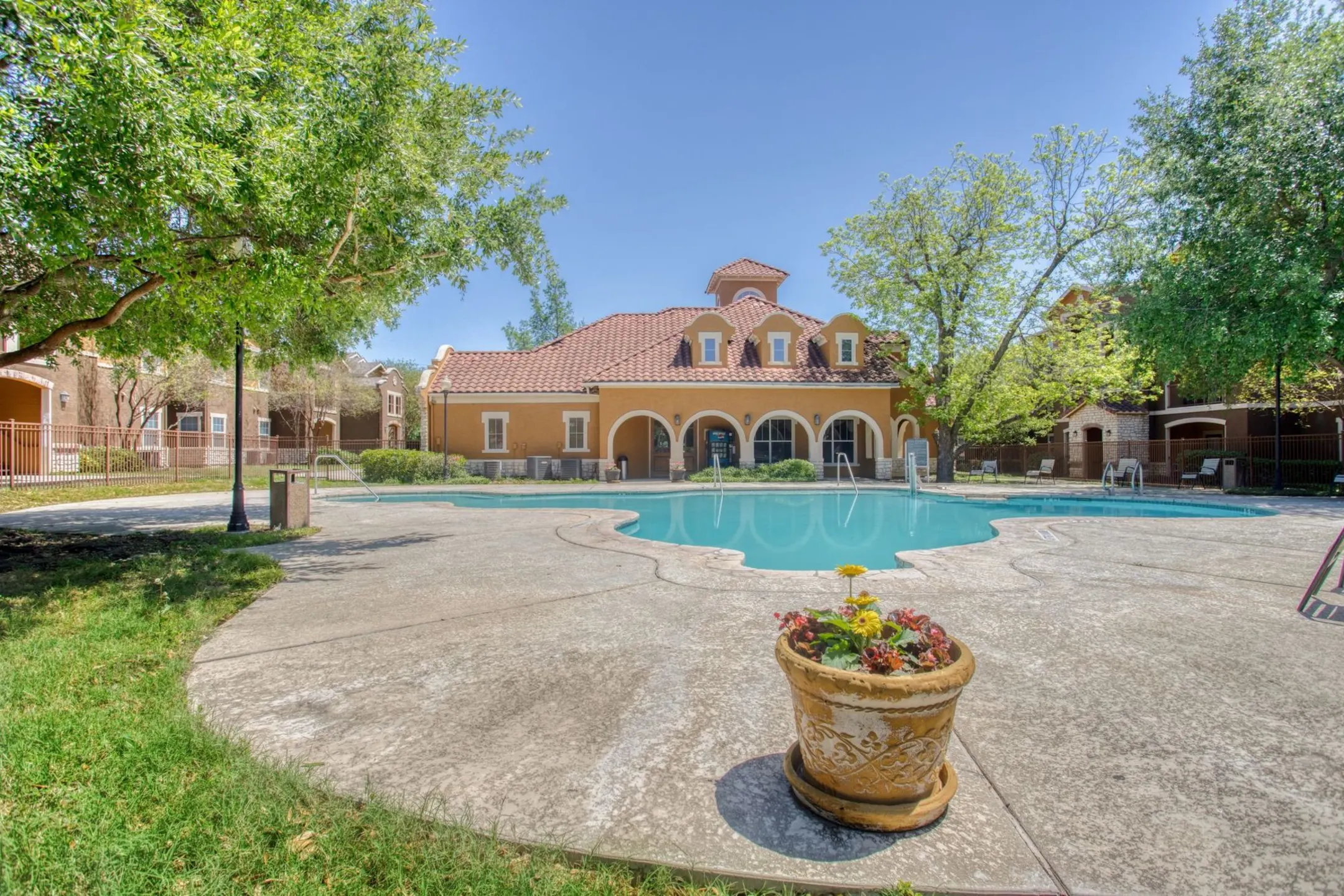 Pool - Palo Alto Apartment Homes - San Antonio, TX