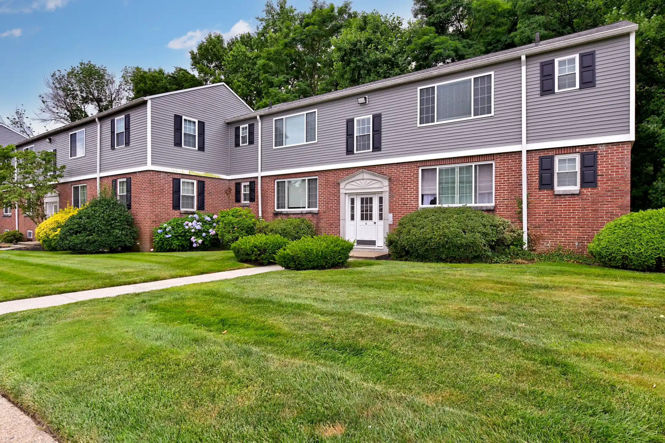 Village Square Apartments Mount Holly, NJ 08060