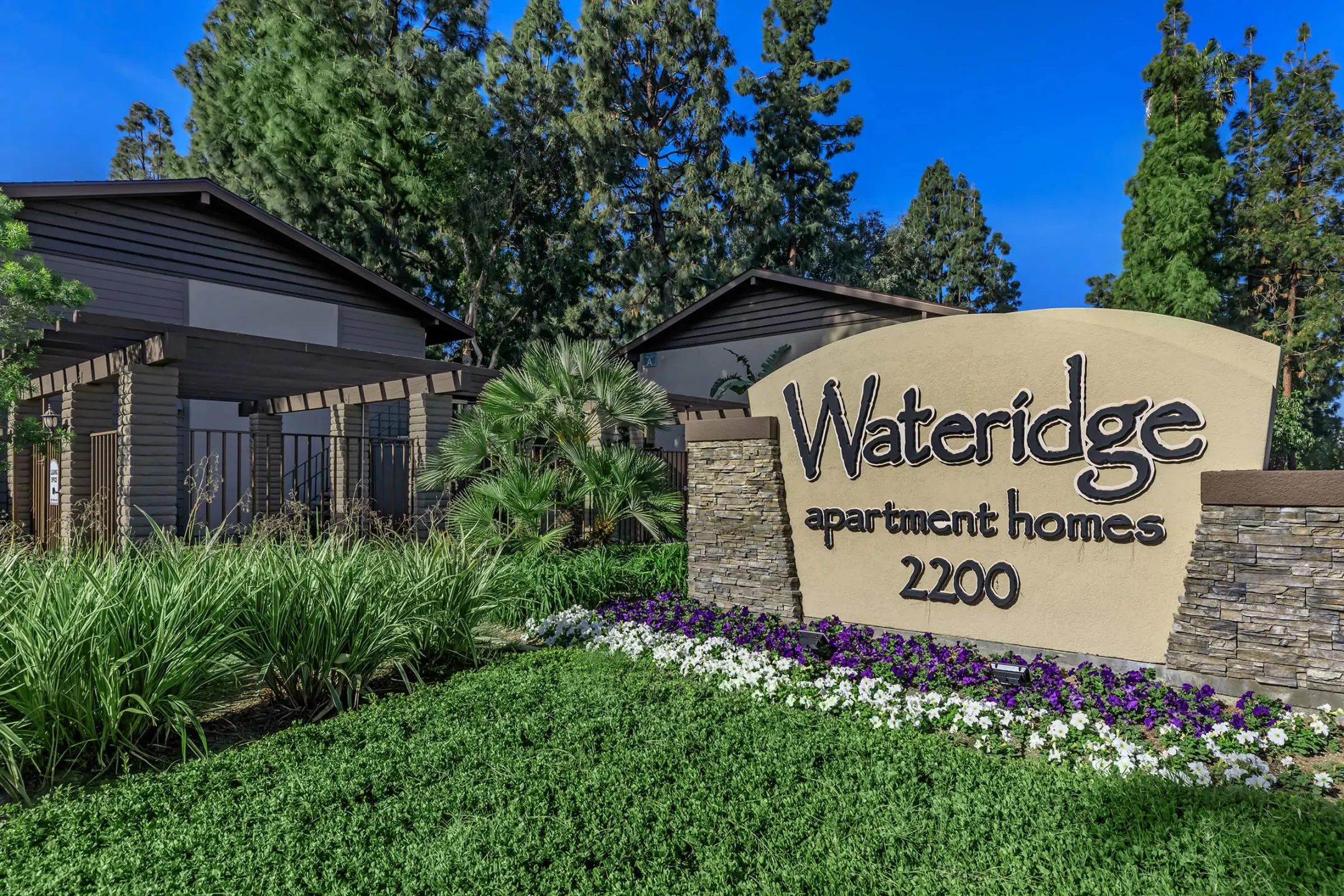 Community Signage - Wateridge Apartment Homes - Anaheim, CA