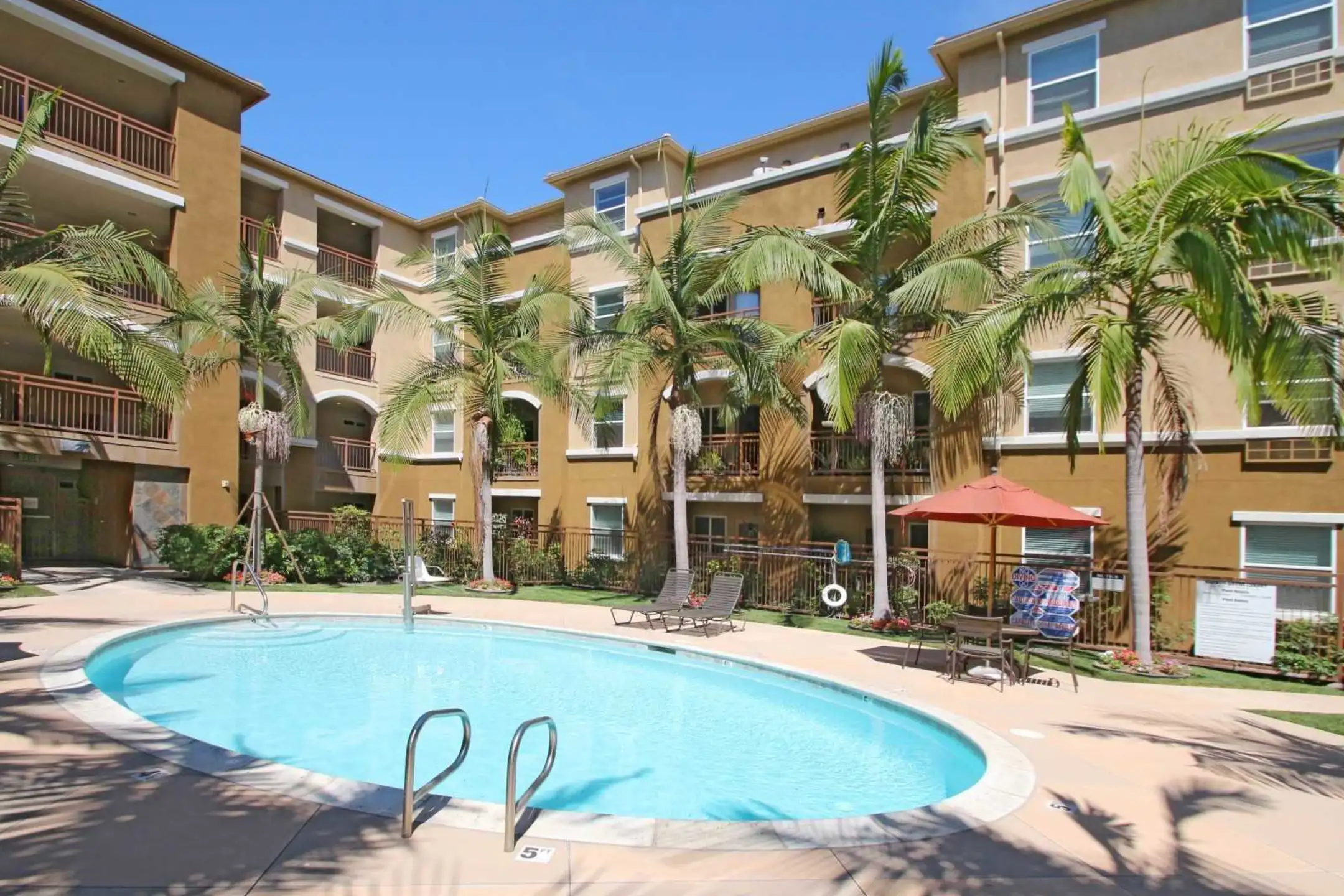 Pool - Harbor Grove Senior Apartments 55 Plus Community - Garden Grove, CA