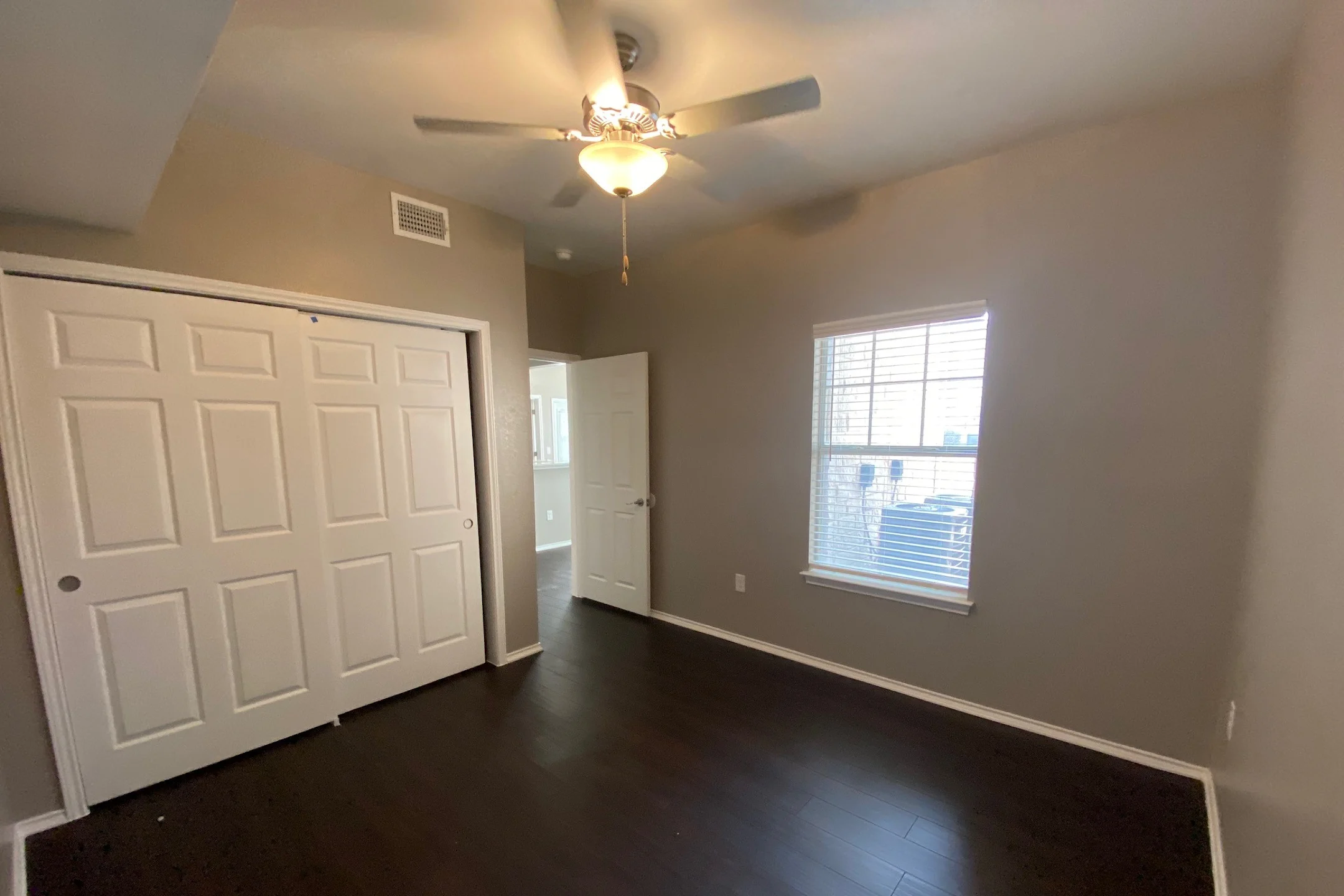 Crystal Falls Crossing 2702 S Bagdad Rd Leander, TX Apartments for