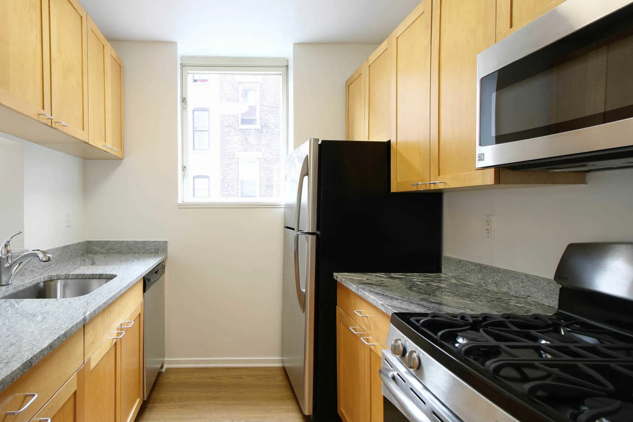 Kitchen - Longacre House - New York, NY