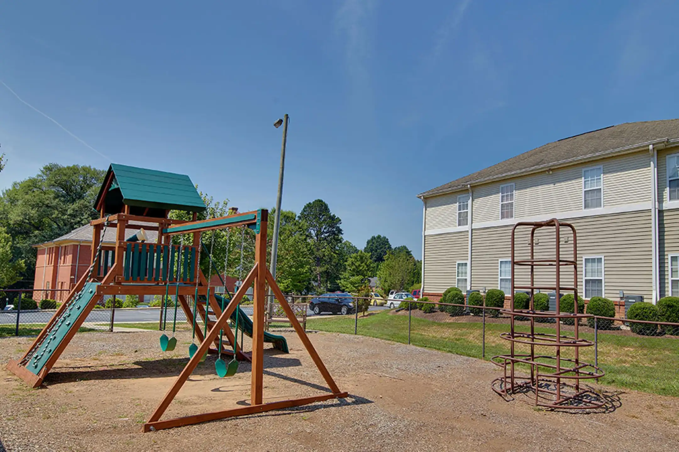 Lassiter Square Apartments Apartments Madison, NC 27025