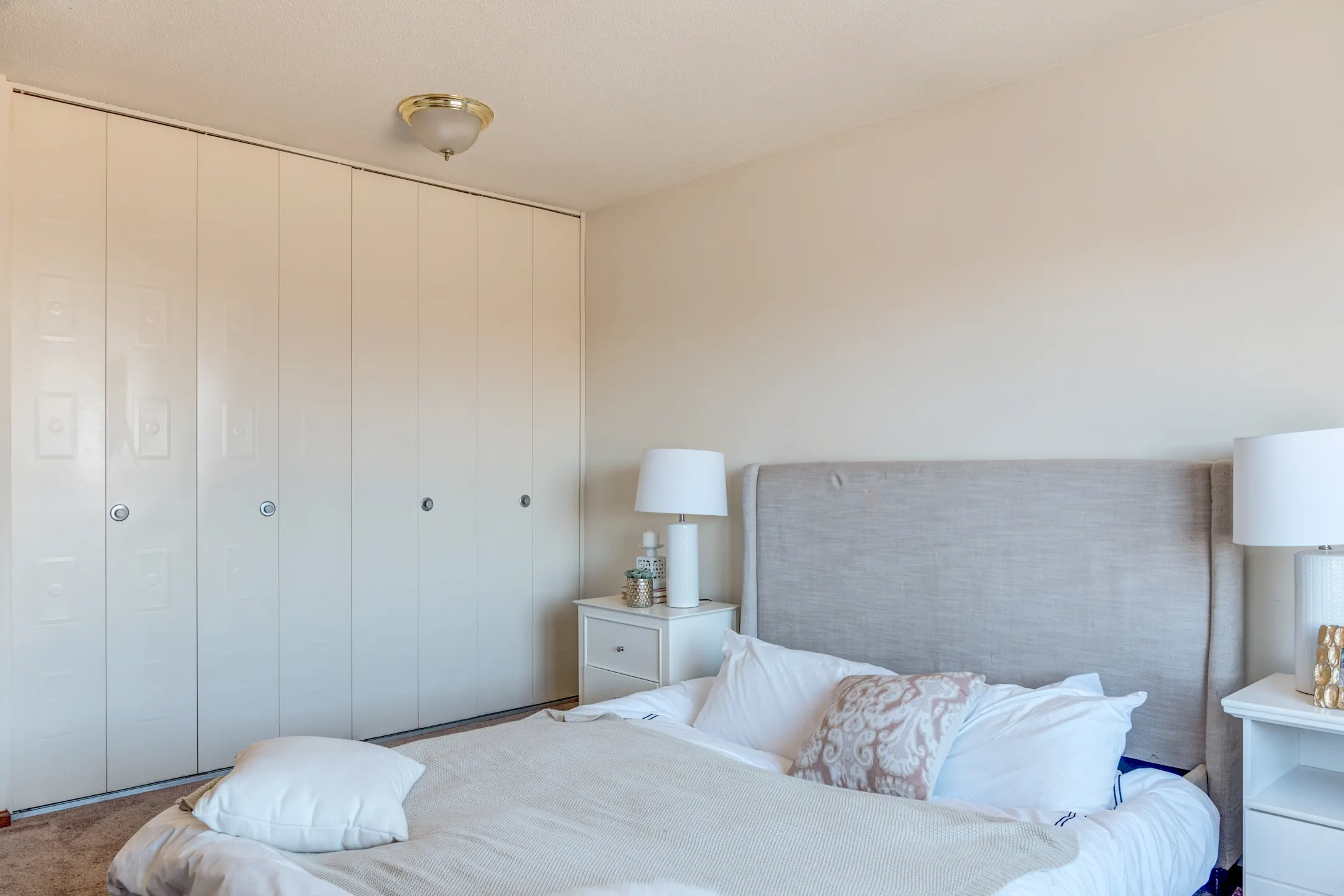 Midland Terrace 3529 Owasso Street Shoreview, MN Apartments for