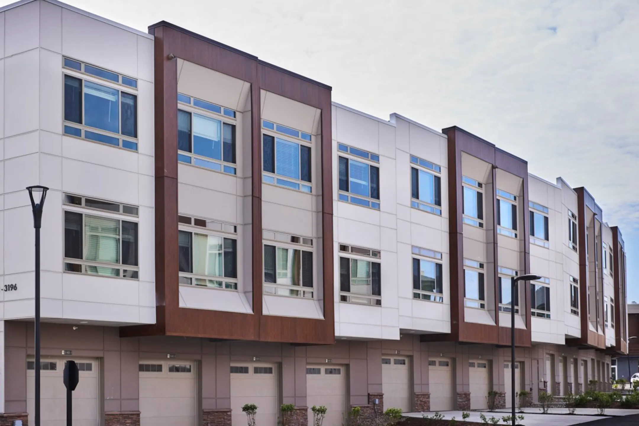 Uptown Ann Arbor 3300 Ann ArborSaline Rd Ann Arbor, MI Apartments