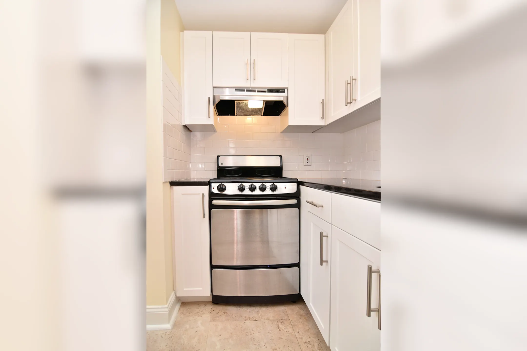 Kitchen - Wayland Manor - Providence, RI