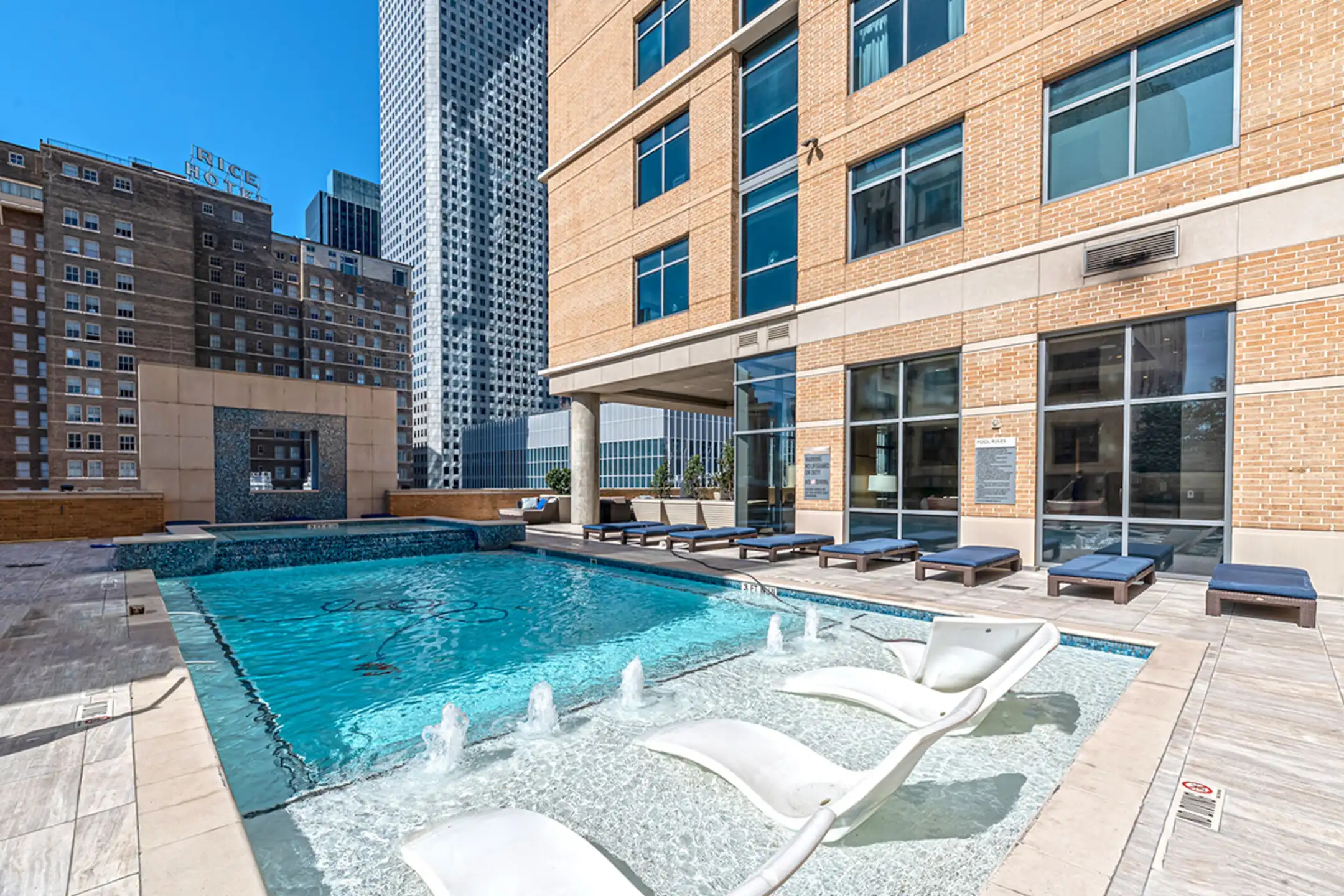 Pool - Aris Market Square - Houston, TX