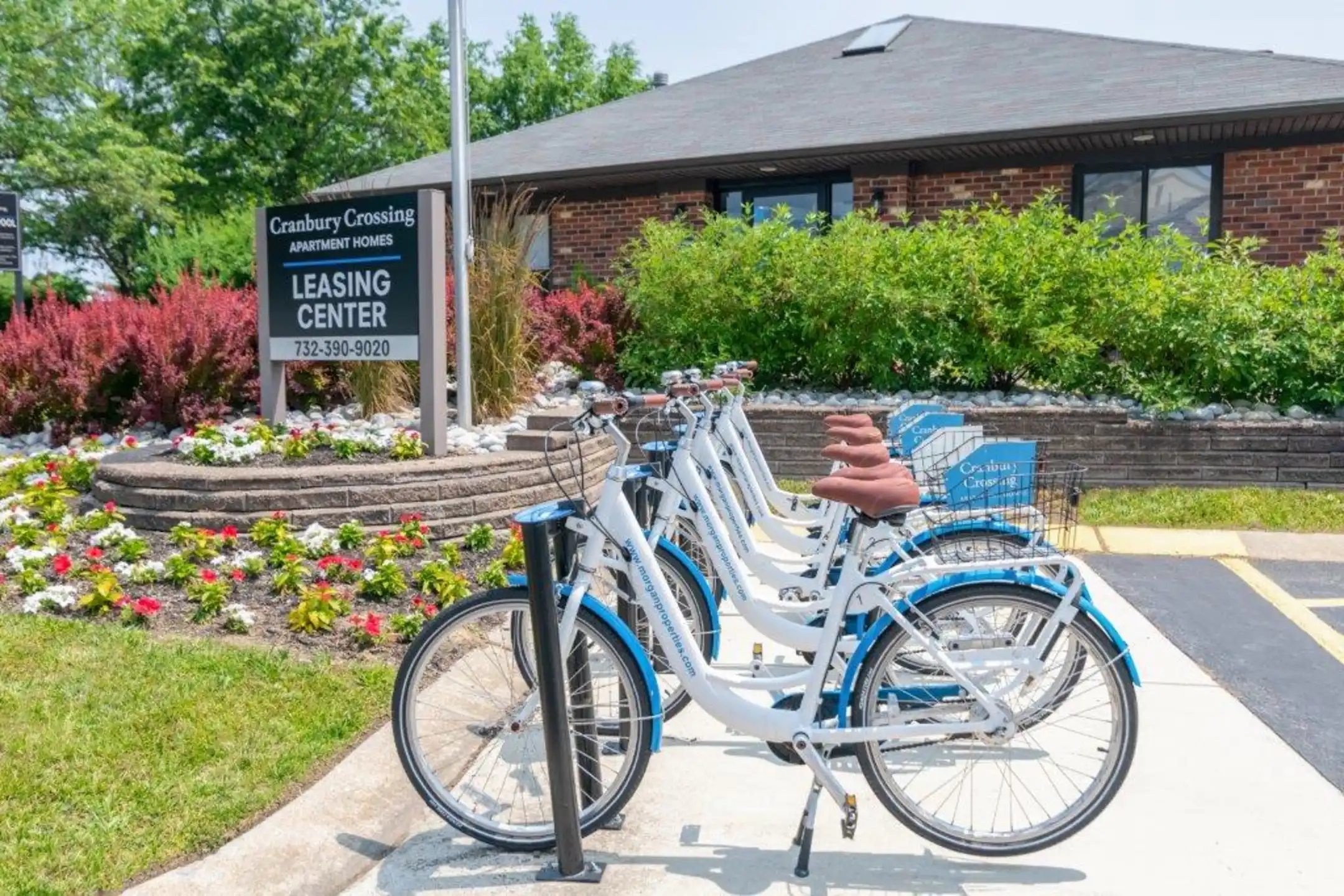 Cranbury Crossing Apartment Homes 1 Cranbury Cir East Brunswick, NJ