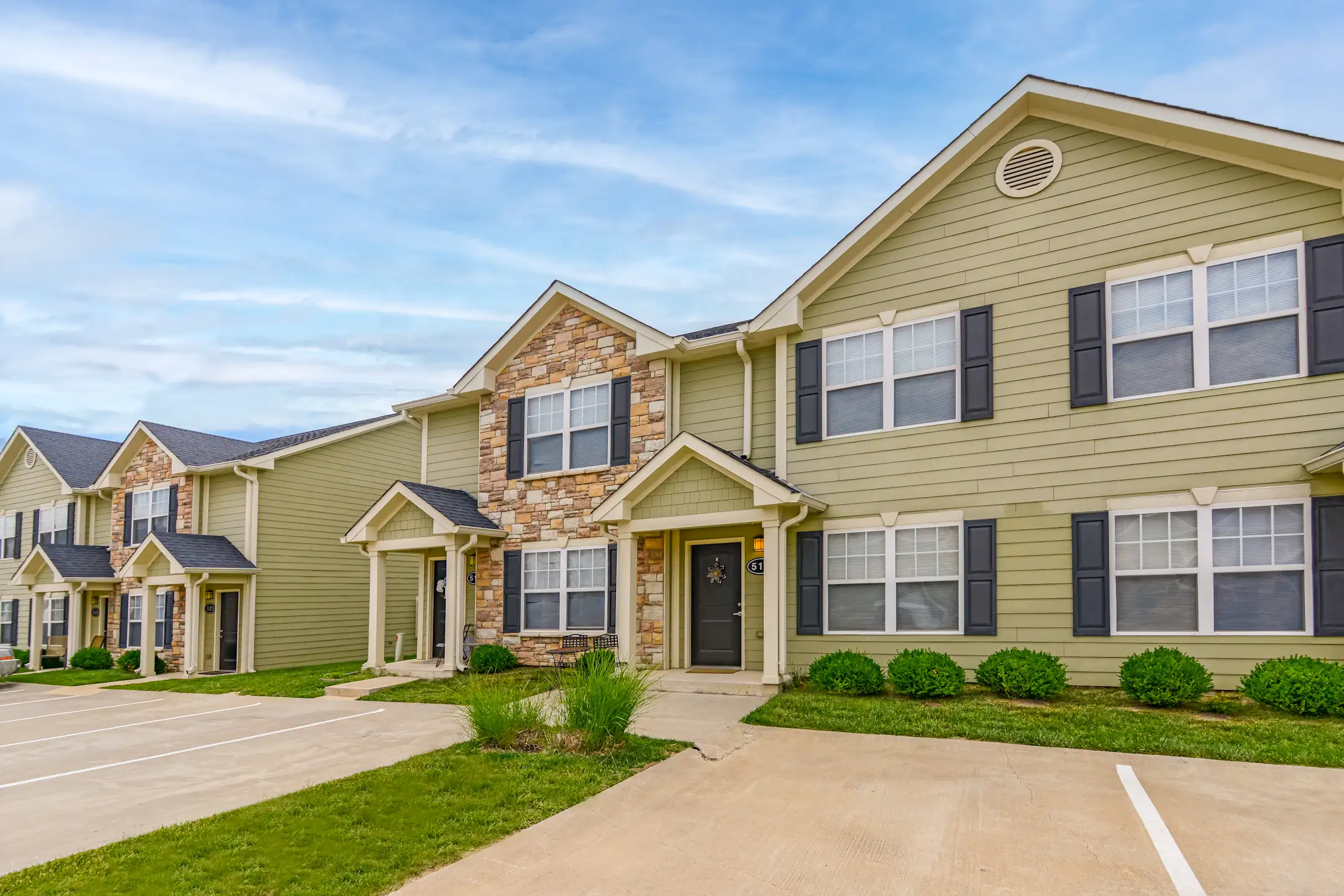 Gravois Ridge Townhomes 504 Stone Ridge Trl Fenton, MO Apartments