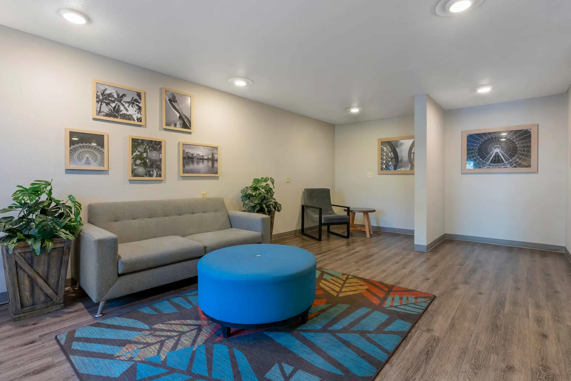 Furnished Studio Orlando South 10401 S John Yng Pkwy Orlando