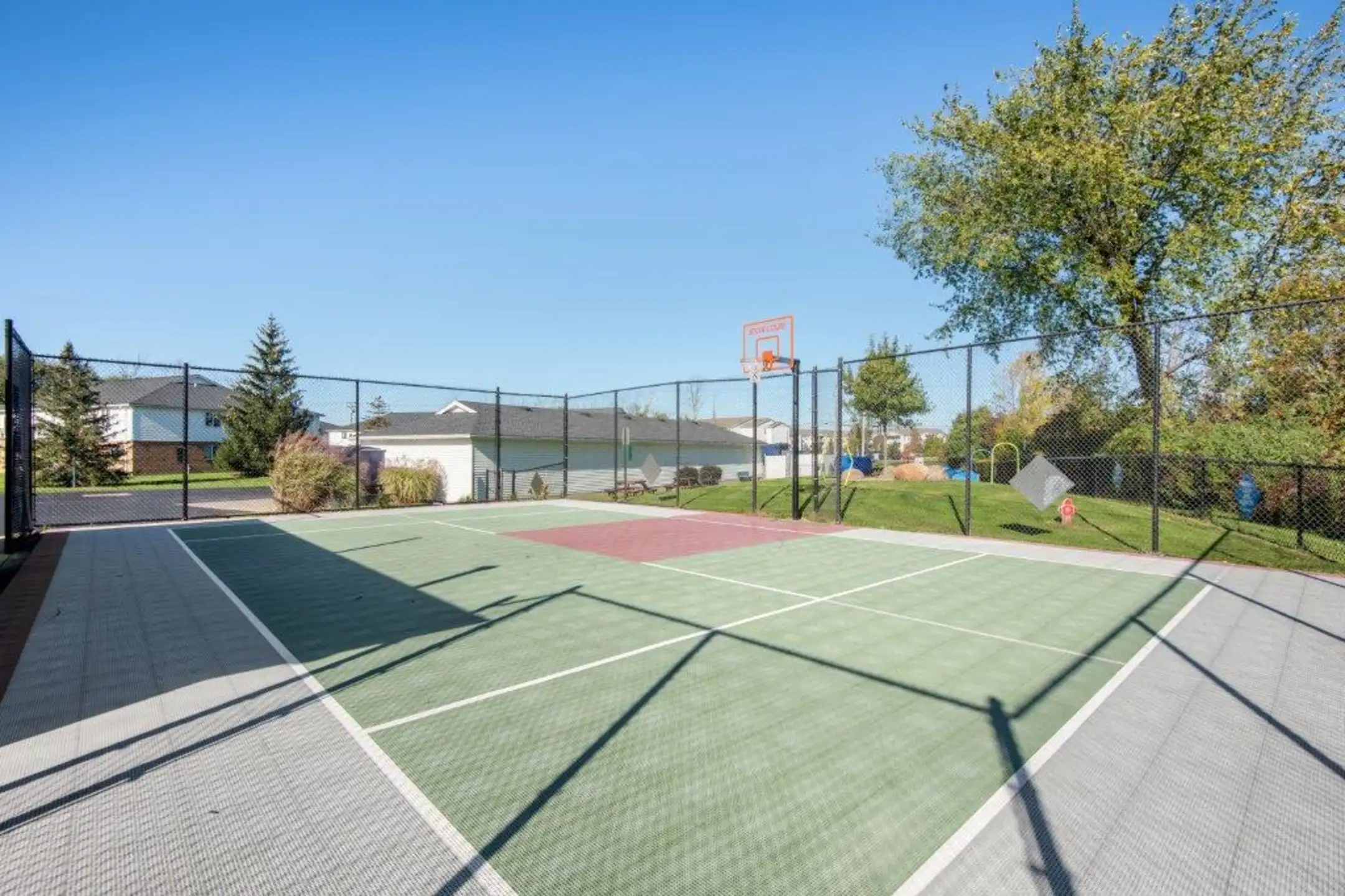 Maplewood Estates Apartments Hamburg, NY 14075