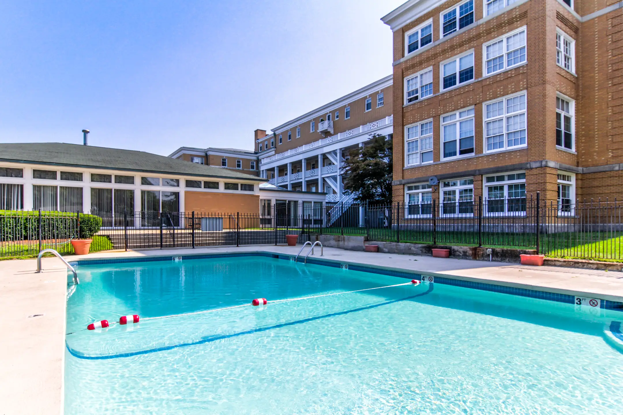 The Highlands 1800 Highland Ave Fall River, MA Apartments for Rent