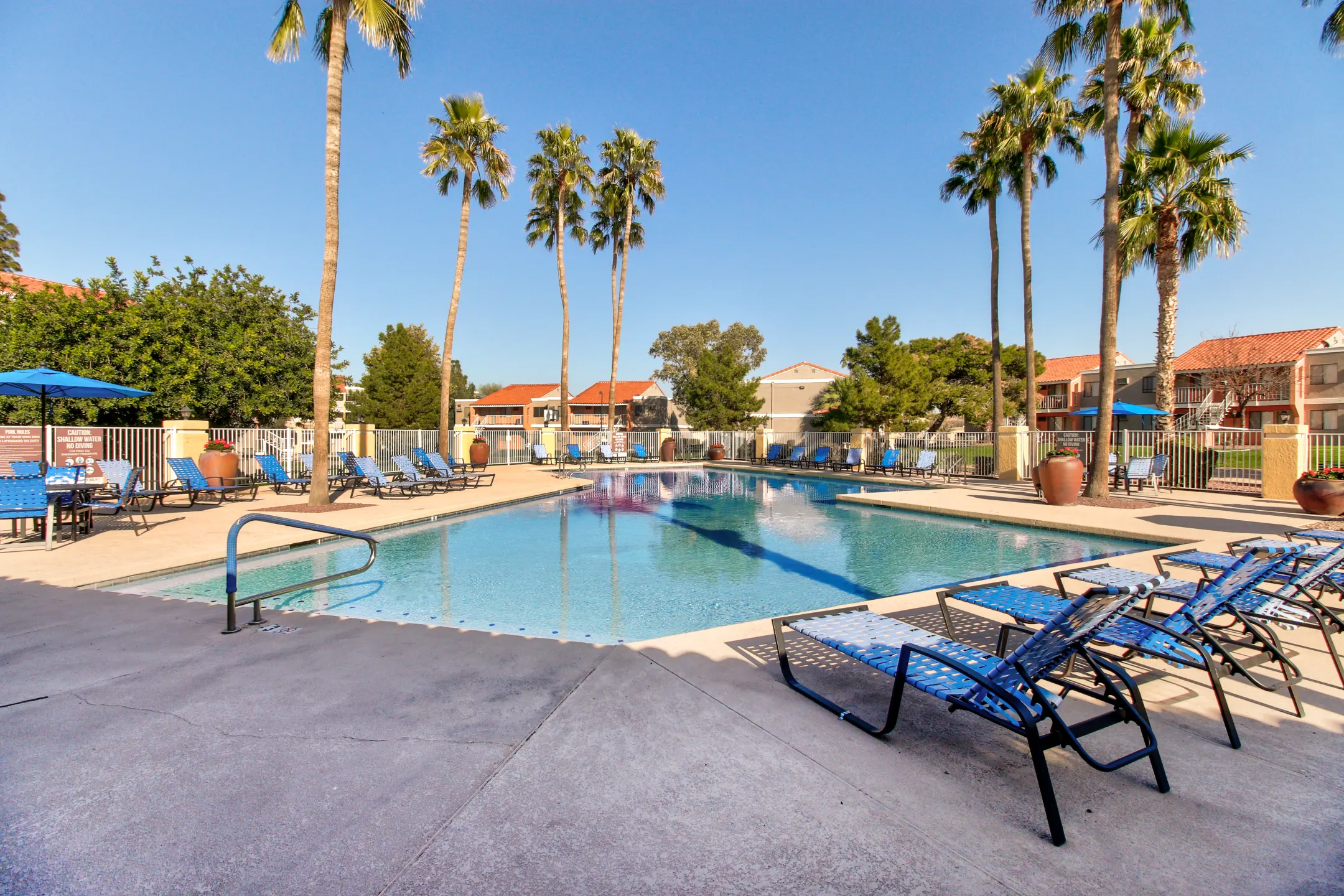 Valencia Park Apartments Phoenix, AZ 85008