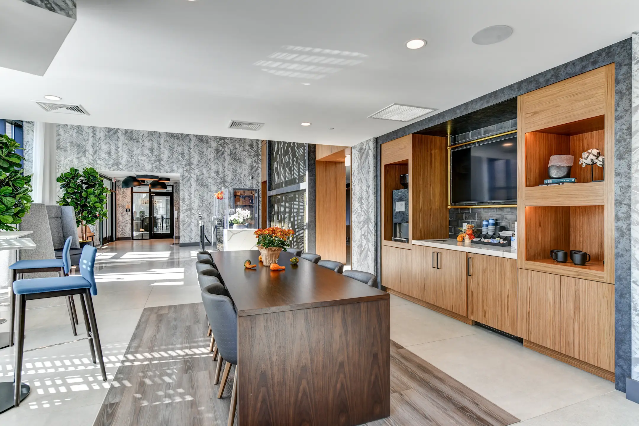 Dining Room - 100 House - Jersey City, NJ
