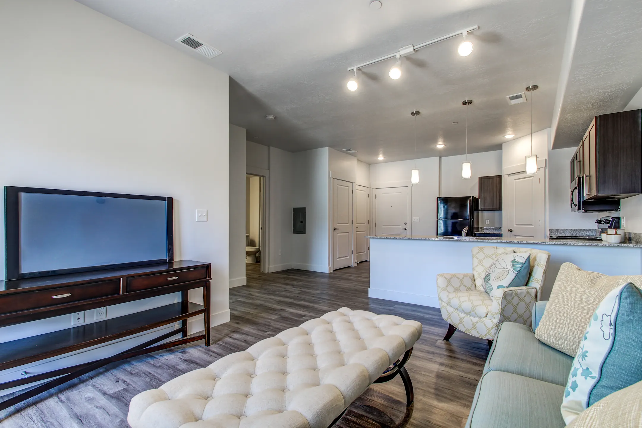 Mill Point Apartments 355 North Mill Road Vineyard, UT Apartments