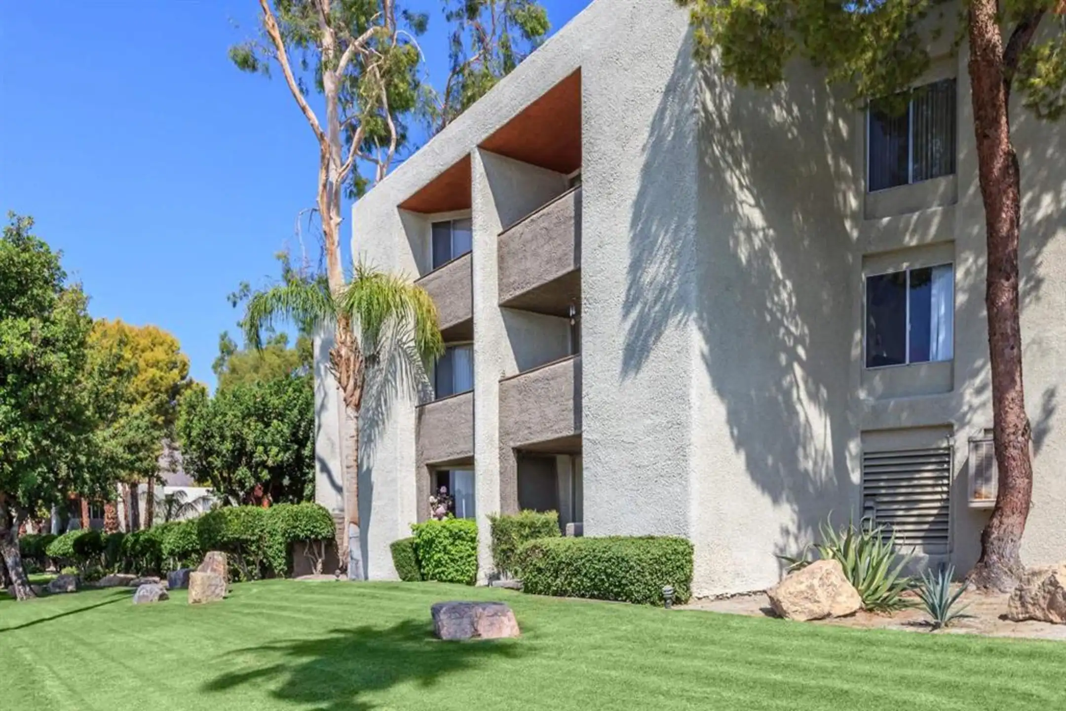 Mojave Blue Apartments Palm Springs, CA 92262