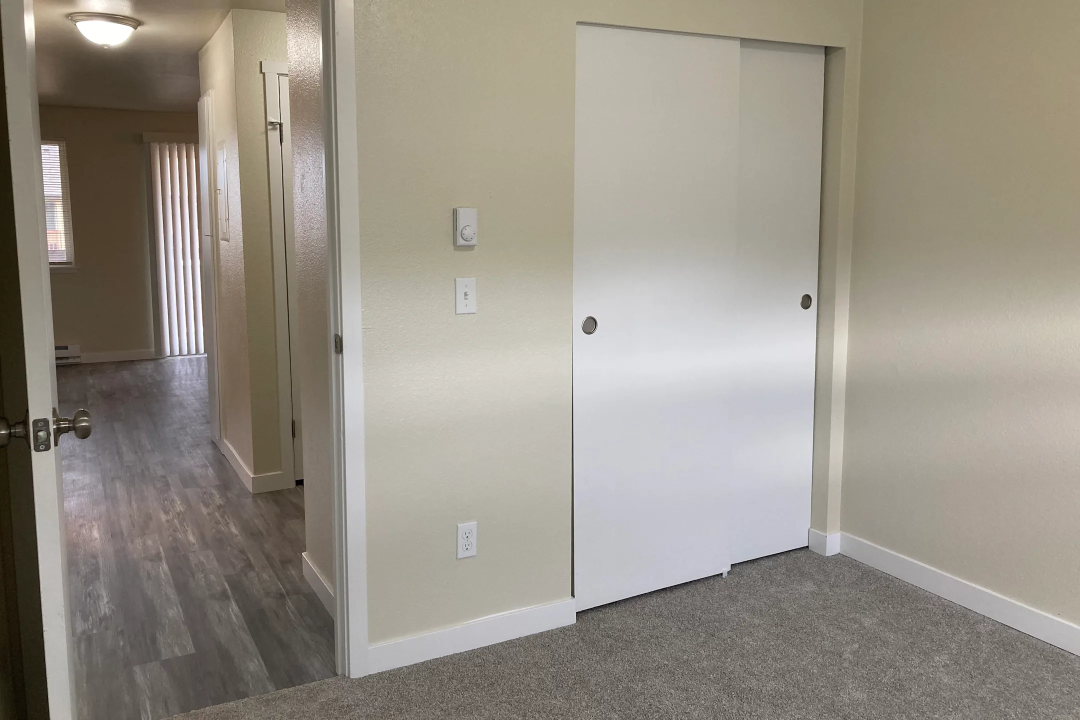 Laurel Court - Lakewood, WA