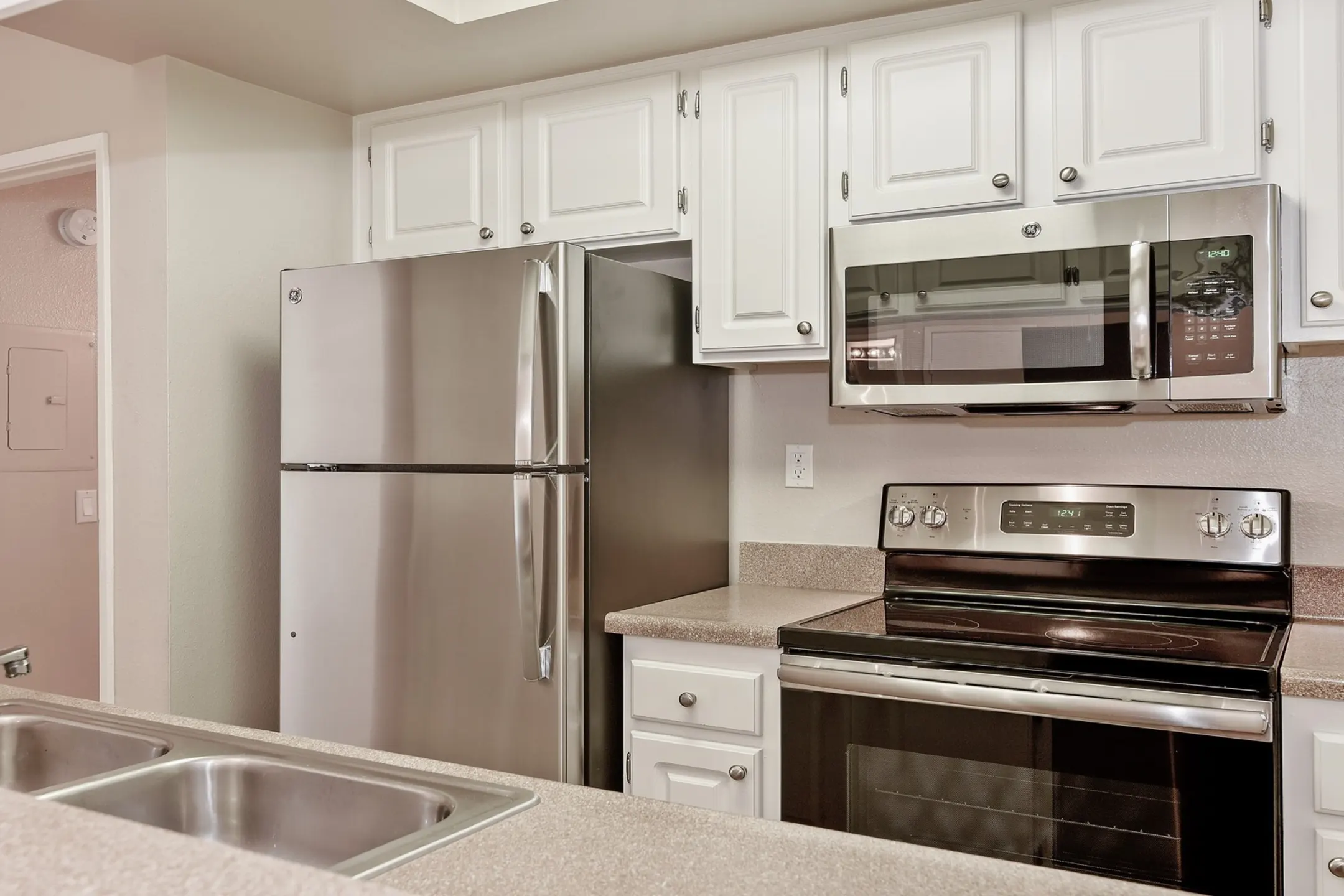 Hidden Cove Apartments Apartments Escondido, CA 92029