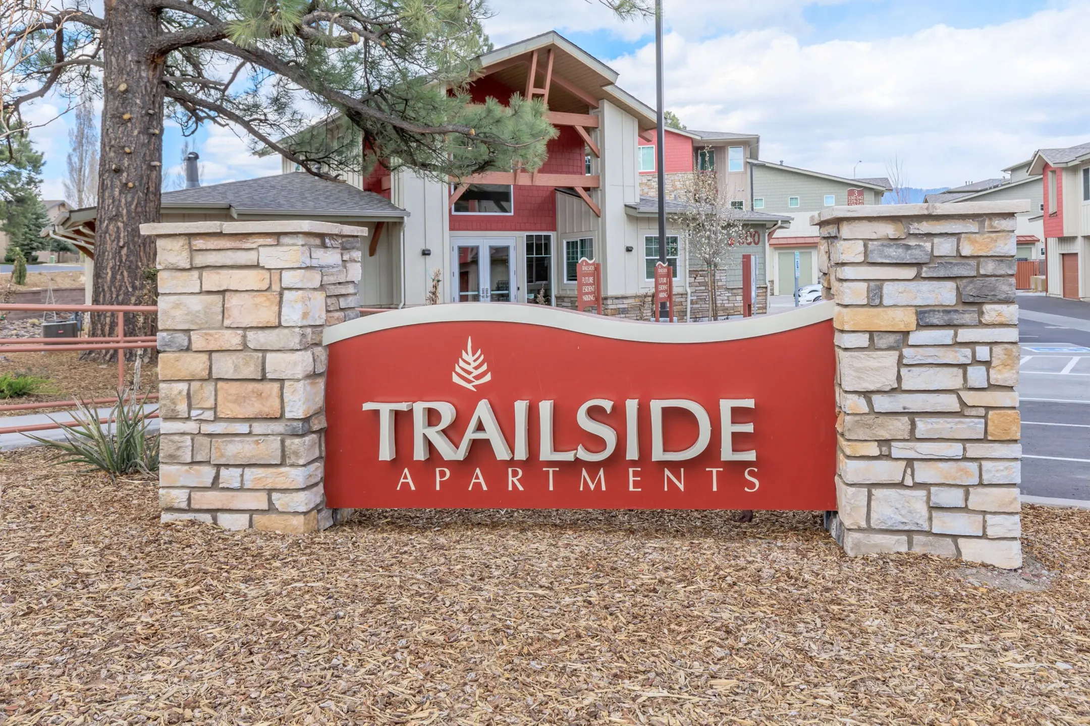 Community Signage - Trailside - Flagstaff, AZ