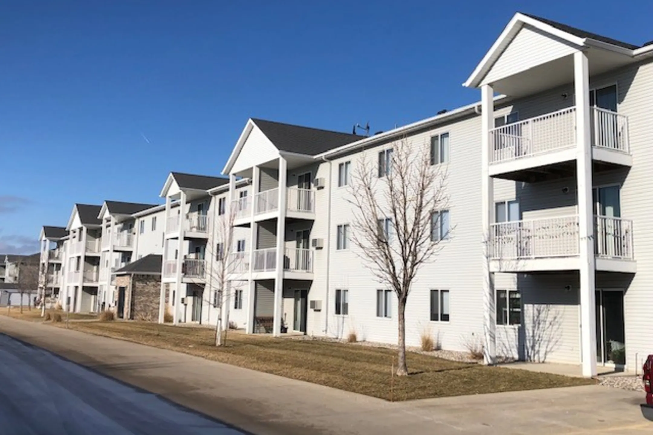 Brandy Hill Center Apartments Apartments Fargo, ND 58103