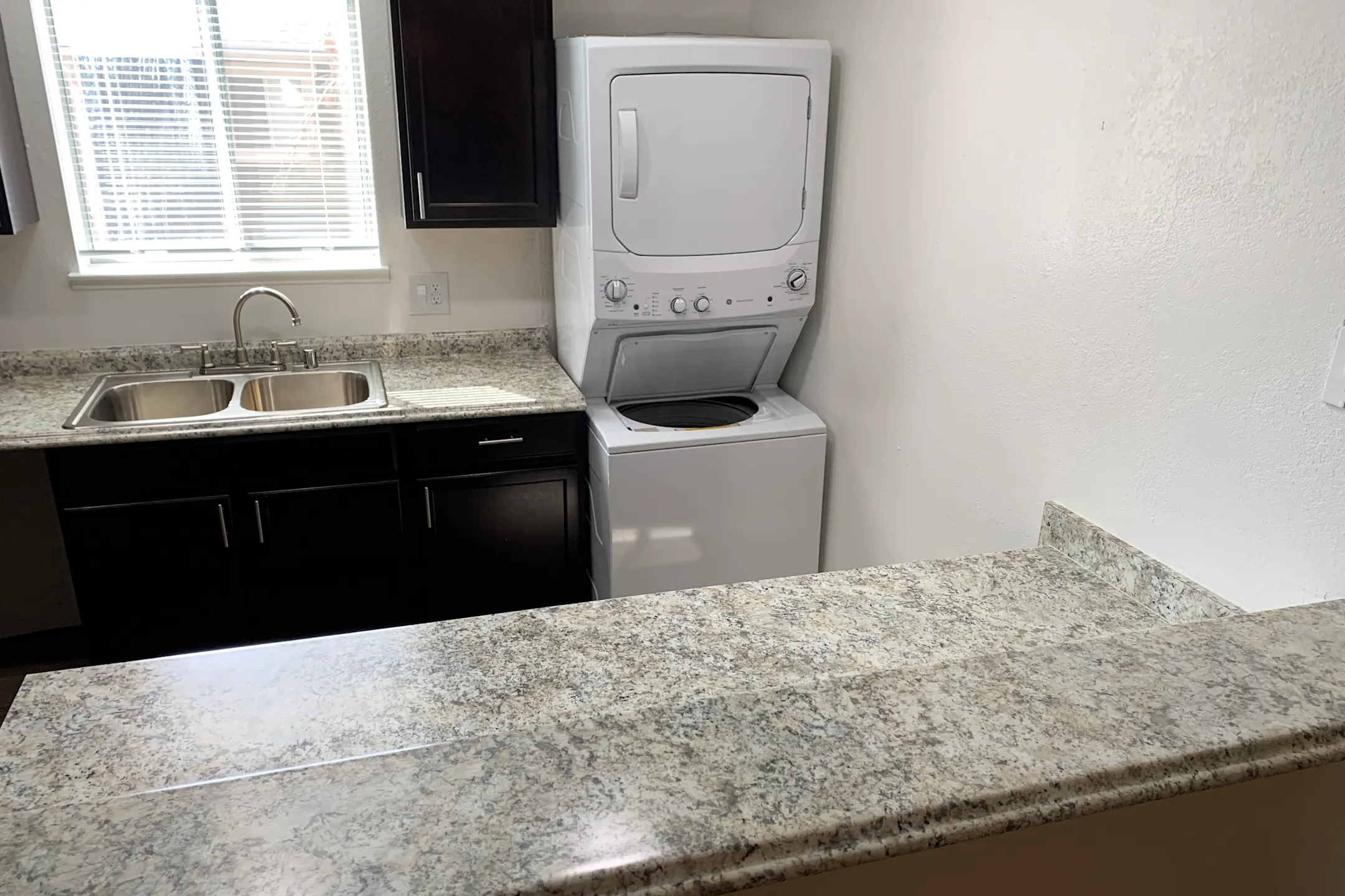 Reno Vista Apartments - Reno, NV