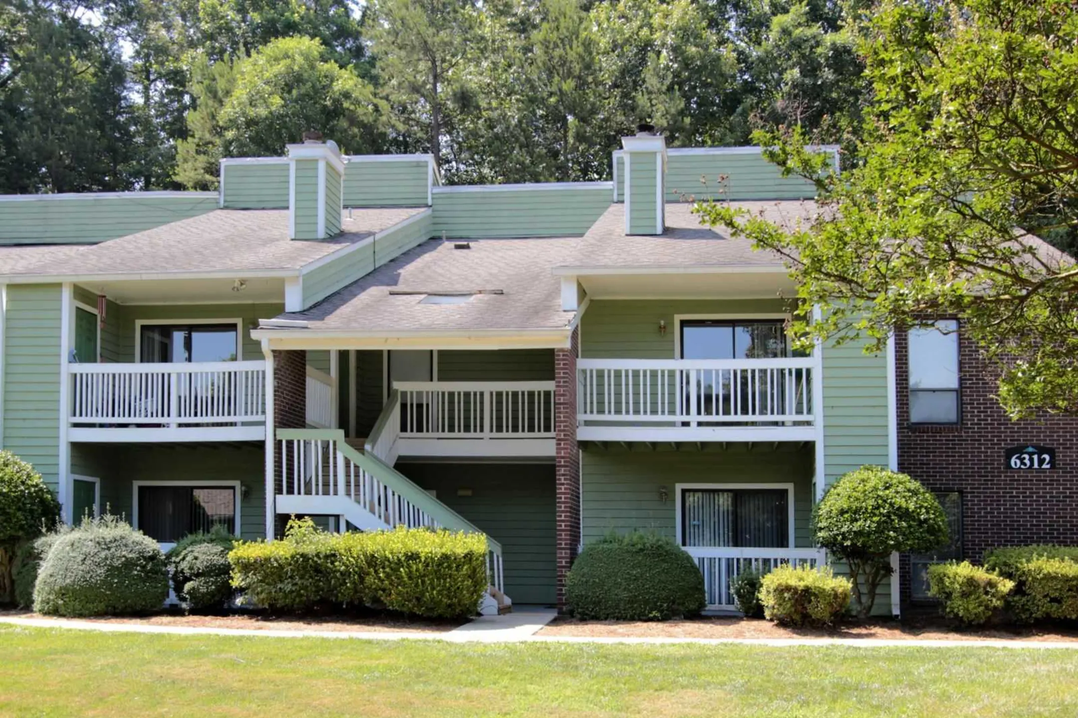 Building - Devonwood Apartment Homes - Charlotte, NC
