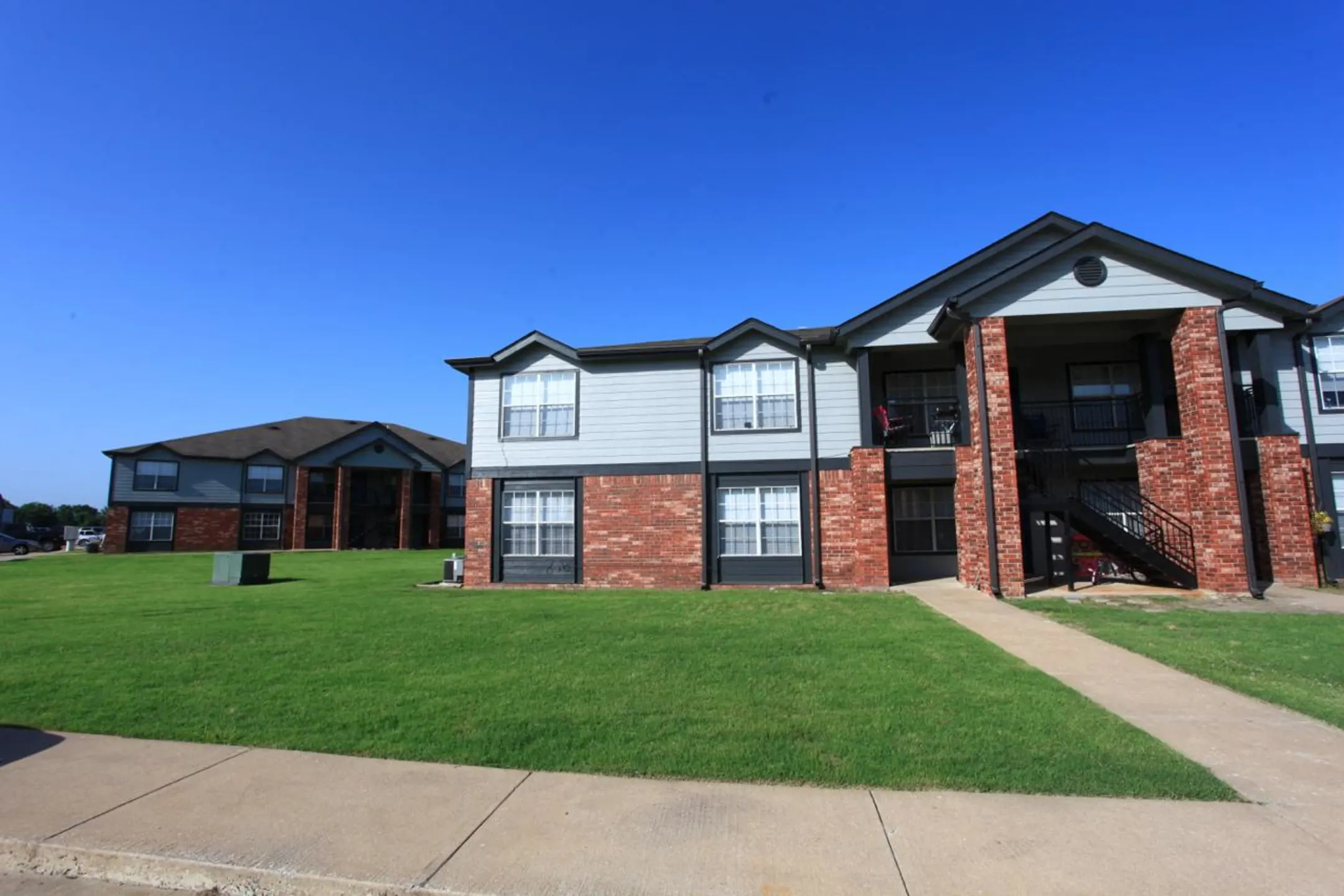 Pryor Creek Apartments 1707 S Elliott St Pryor, OK Apartments for