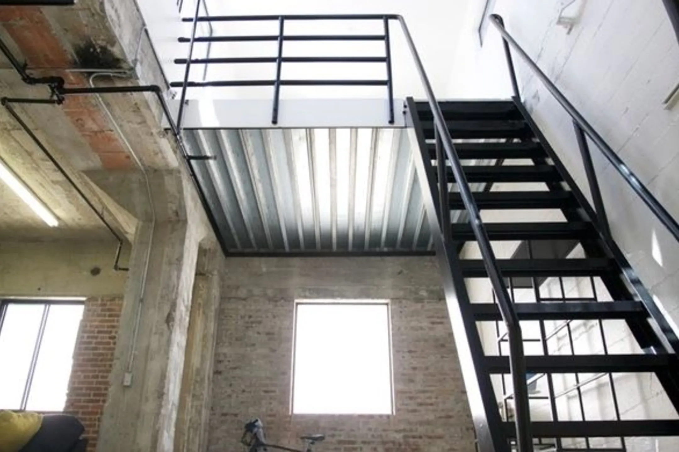 Binford Lofts 837 Traction Ave Los Angeles, CA Apartments for Rent