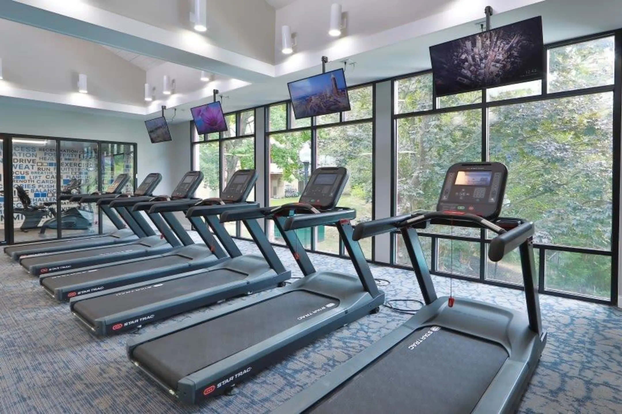 Fitness Weight Room - Willow Run at Mark Center - Alexandria, VA