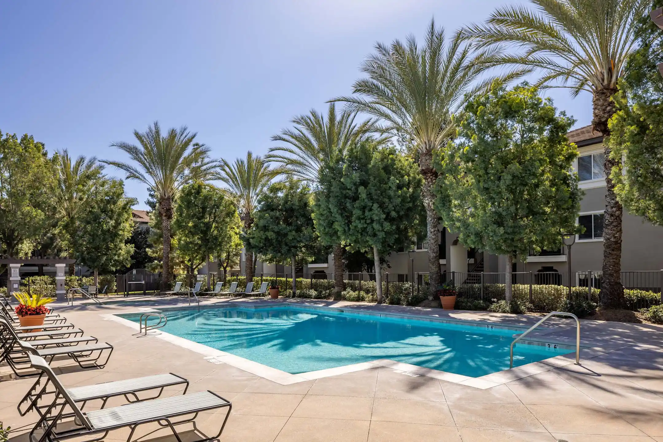 Camden Vineyards Apartments - Murrieta, CA 92562