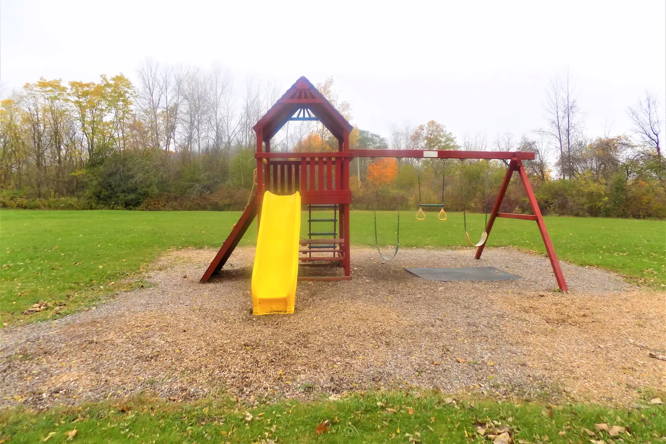 Playground - Royal Apartments - Le Roy, NY