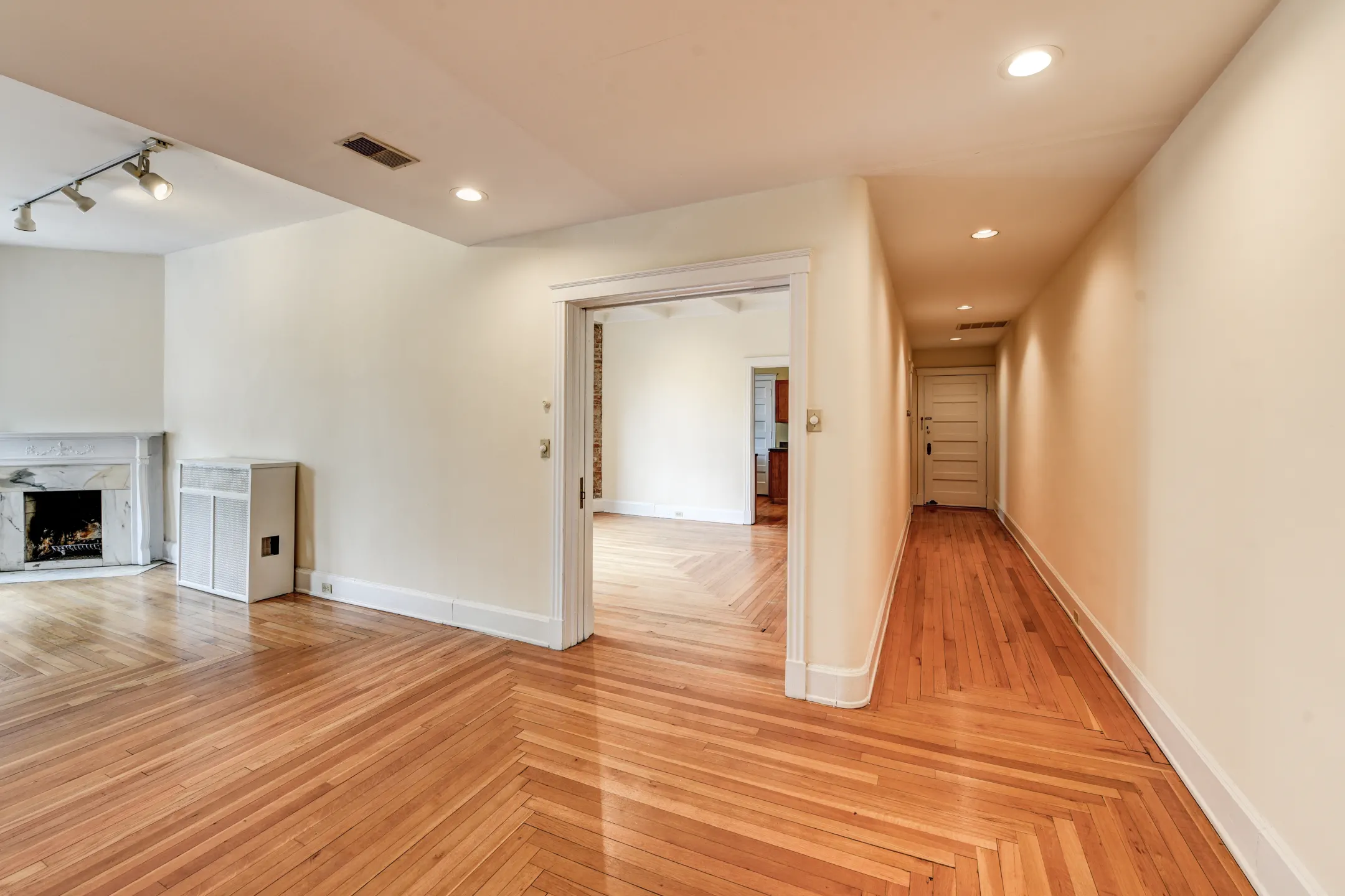 The Clermont Apartments Cincinnati, OH 45206