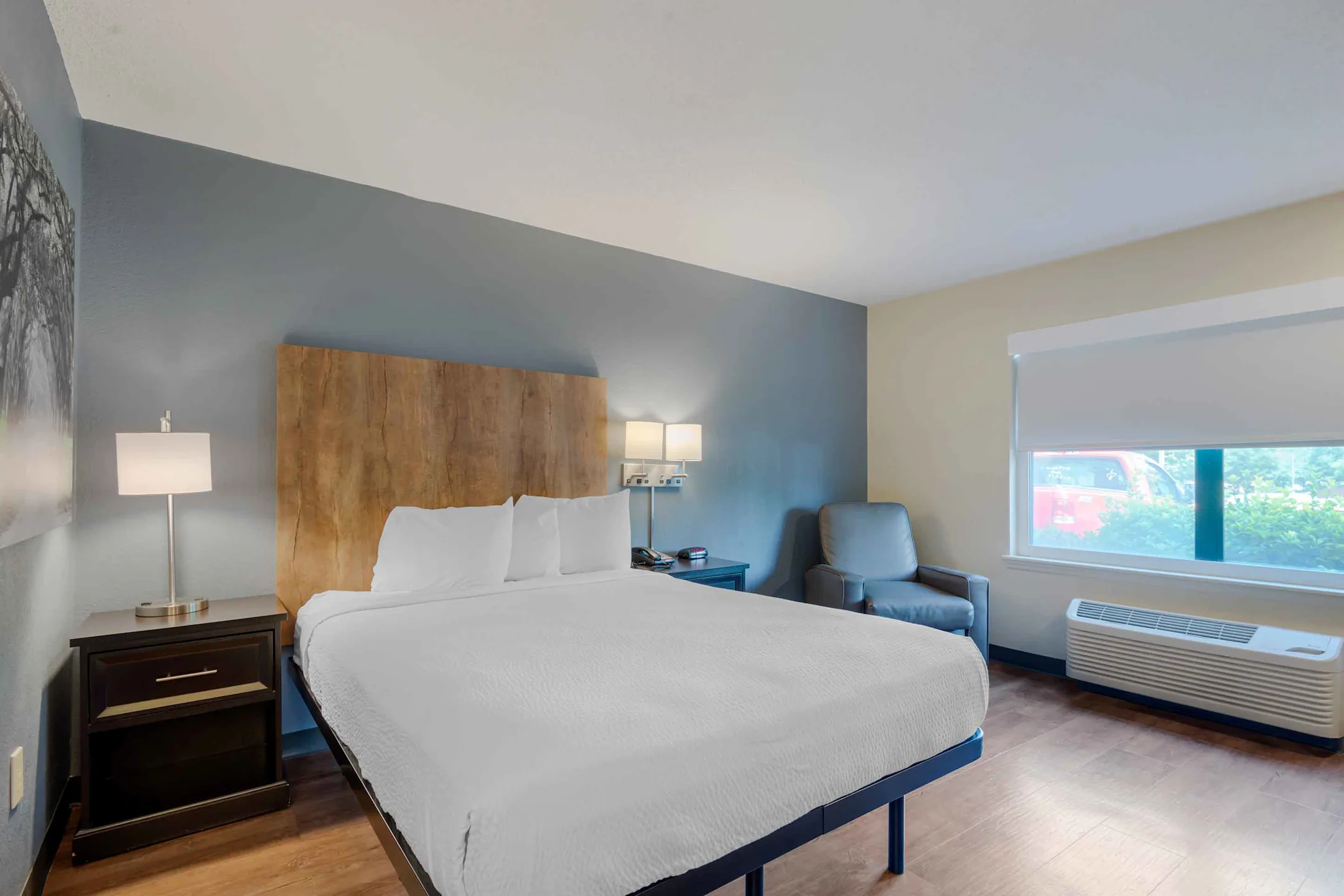 Bedroom - Furnished Studio - Charlotte - University Place - Charlotte, NC