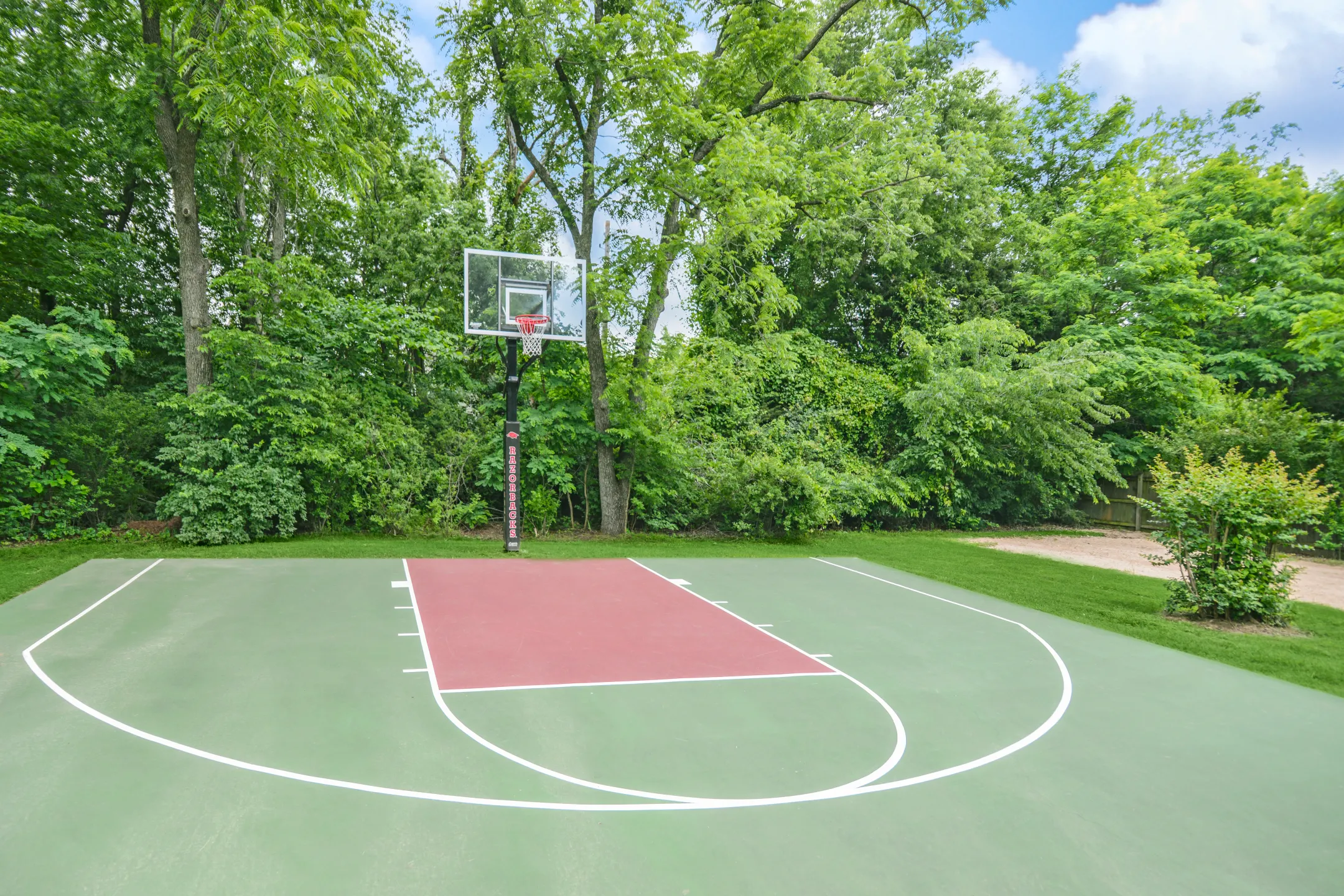 Basketball Court - Cornerstone I/II - Fayetteville, AR