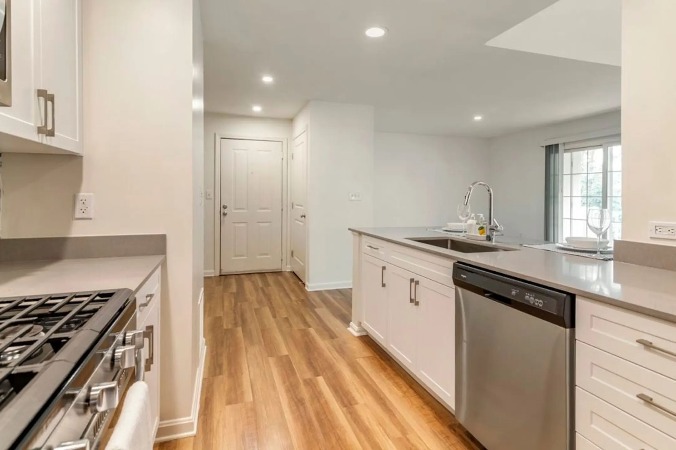 Avalon at The Pinehills 1 Avalon Way Plymouth, MA Apartments for