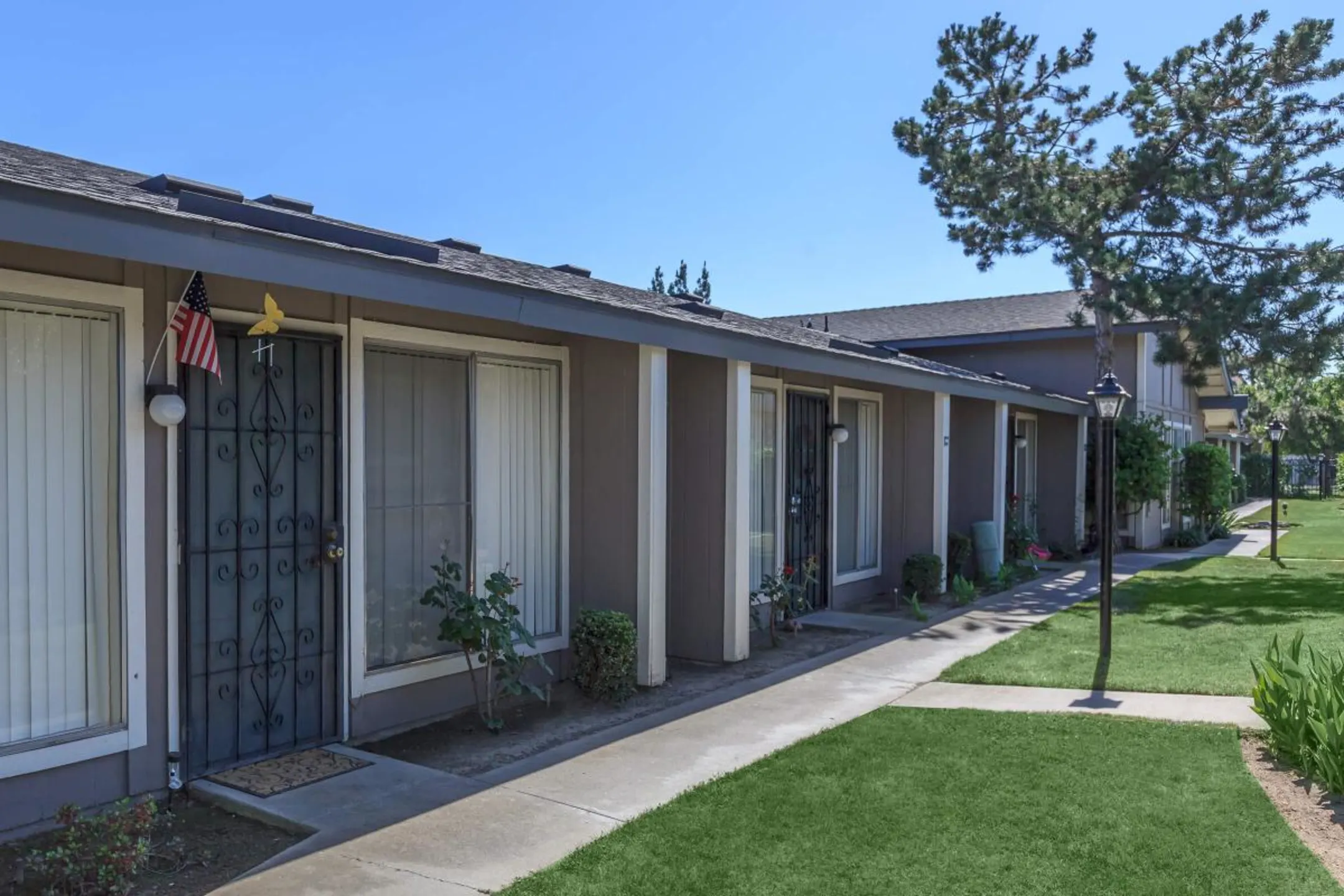 Fashion Square Apartments Apartments Fresno, CA 93726