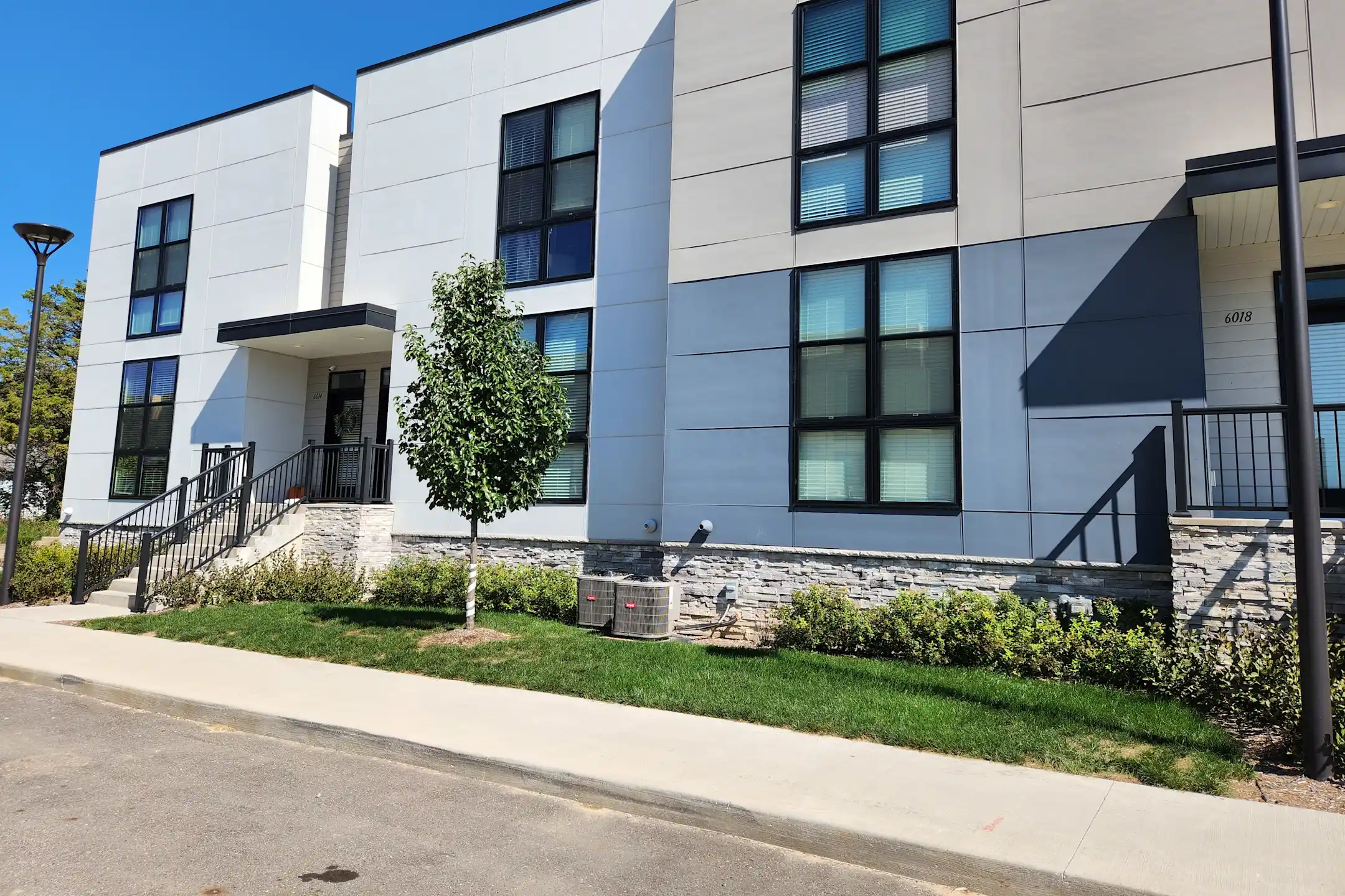 Portview Townhomes Condos Grand Rapids, MI 49512